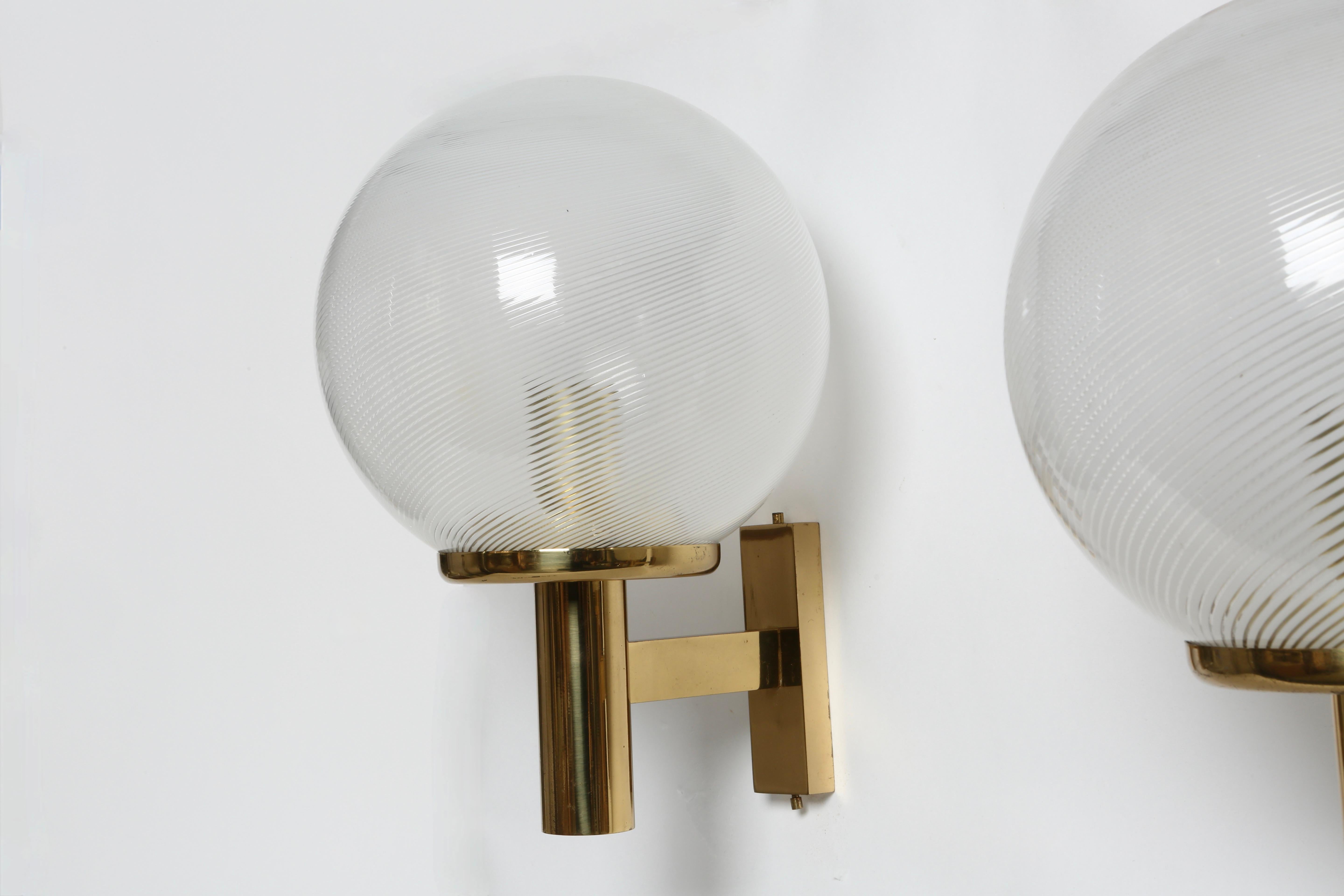 Murano Glass Sconces by Venini, a Pair Attributed For Sale 2