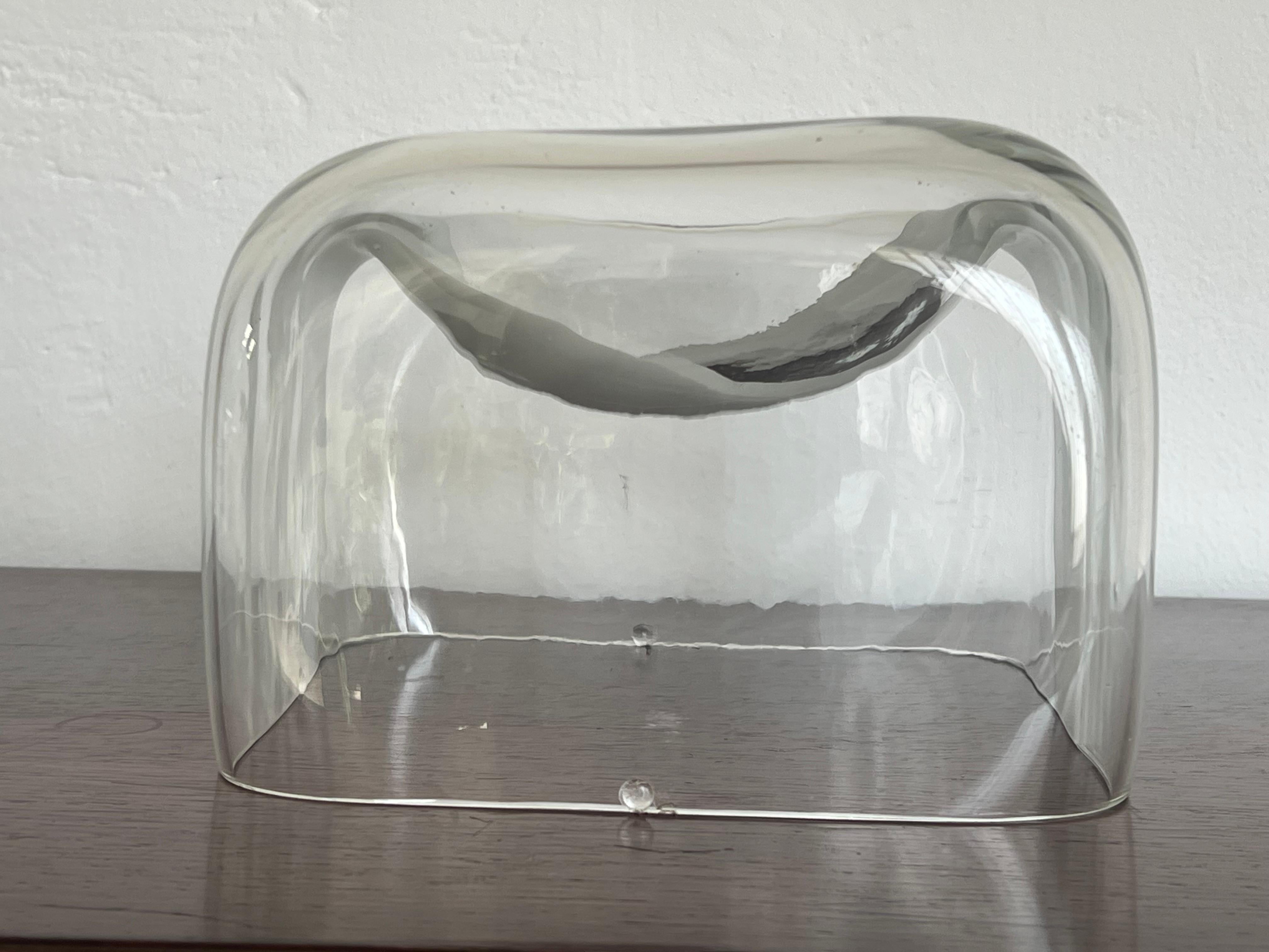 Coupe sculpture en verre Murano par Carlo Nason pour Mazzega Murano 1970 verre clair en vente 3