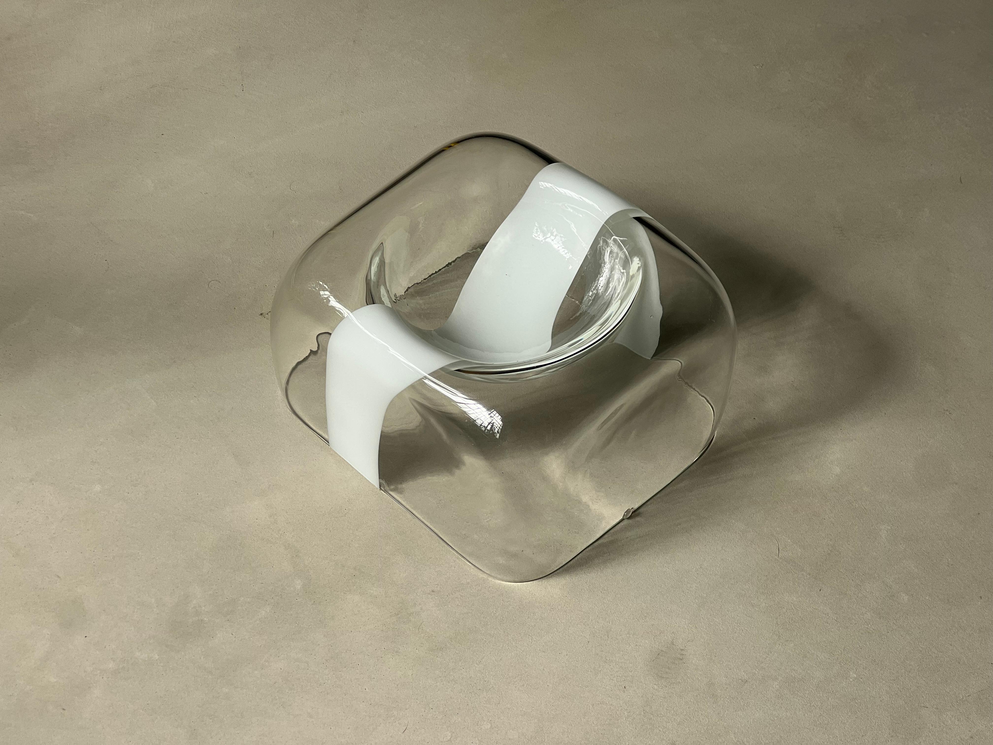 Coupe sculpture en verre Murano par Carlo Nason pour Mazzega Murano 1970 verre clair en vente 8