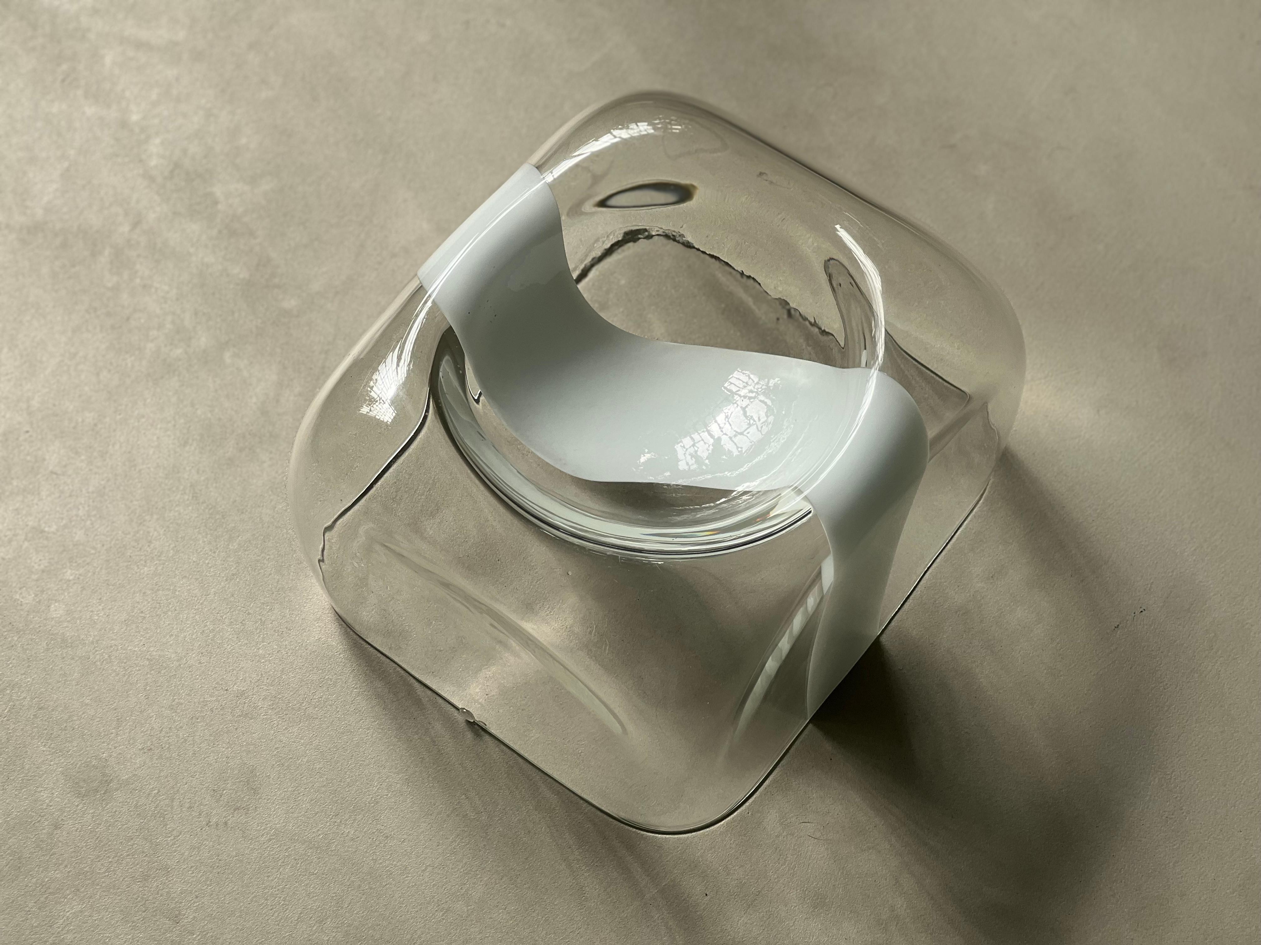 Coupe sculpture en verre Murano par Carlo Nason pour Mazzega Murano 1970 verre clair en vente 10