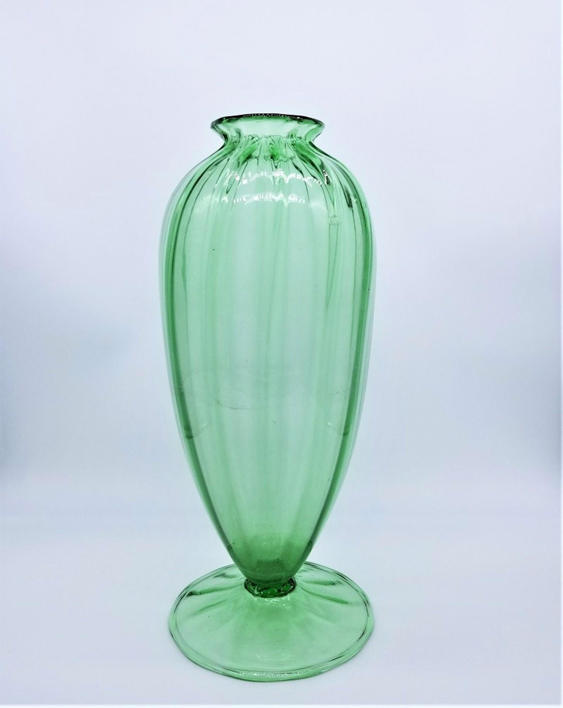 Costolato Vase Light Green - Sculpture by Murano Glass