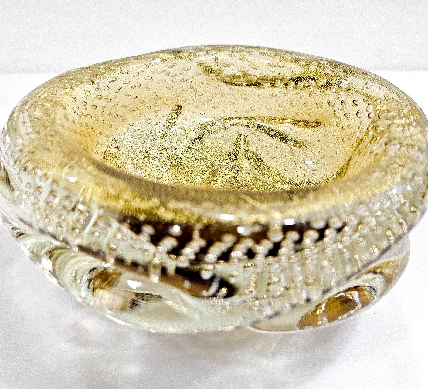 Italian Murano Glass SEGUSO Gold Polveri & Bullicante Sculptural/A Bugne Bowl / Dish For Sale