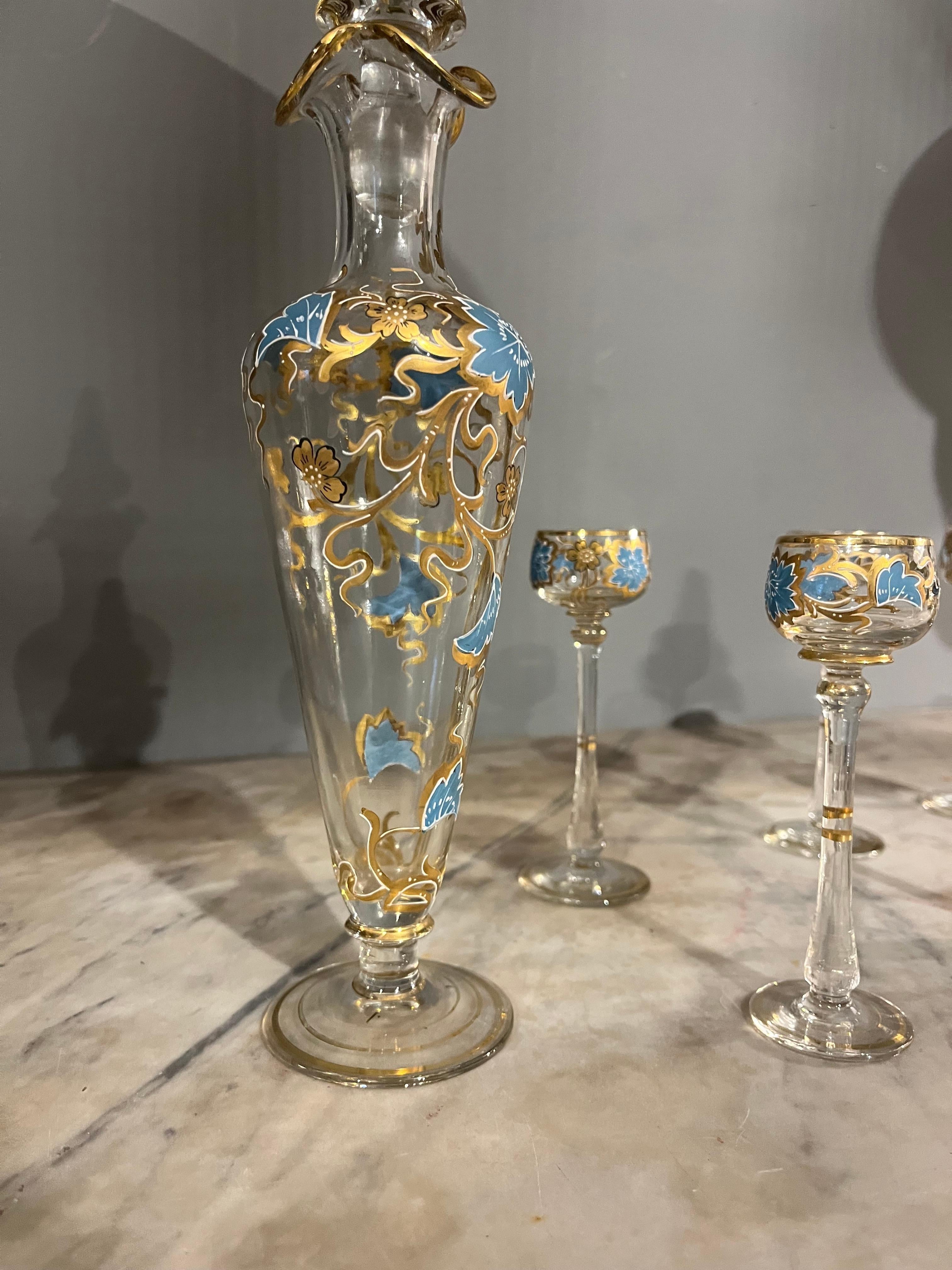 Service en verre de Murano, élégance vénitienne avec finitions en or et fleurs de Sma en vente 1