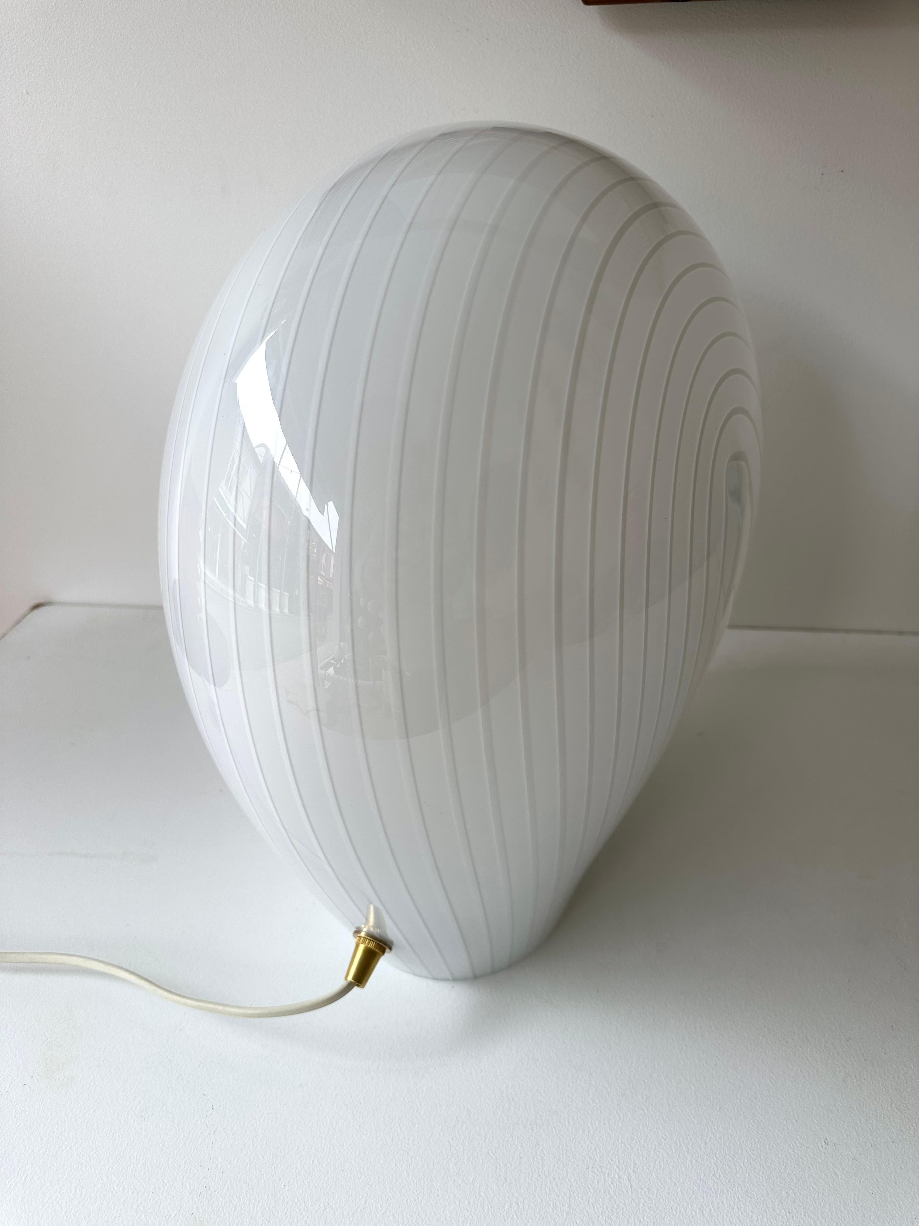 Lámpara de concha de cristal de Murano, Italia, años 70 en venta 1