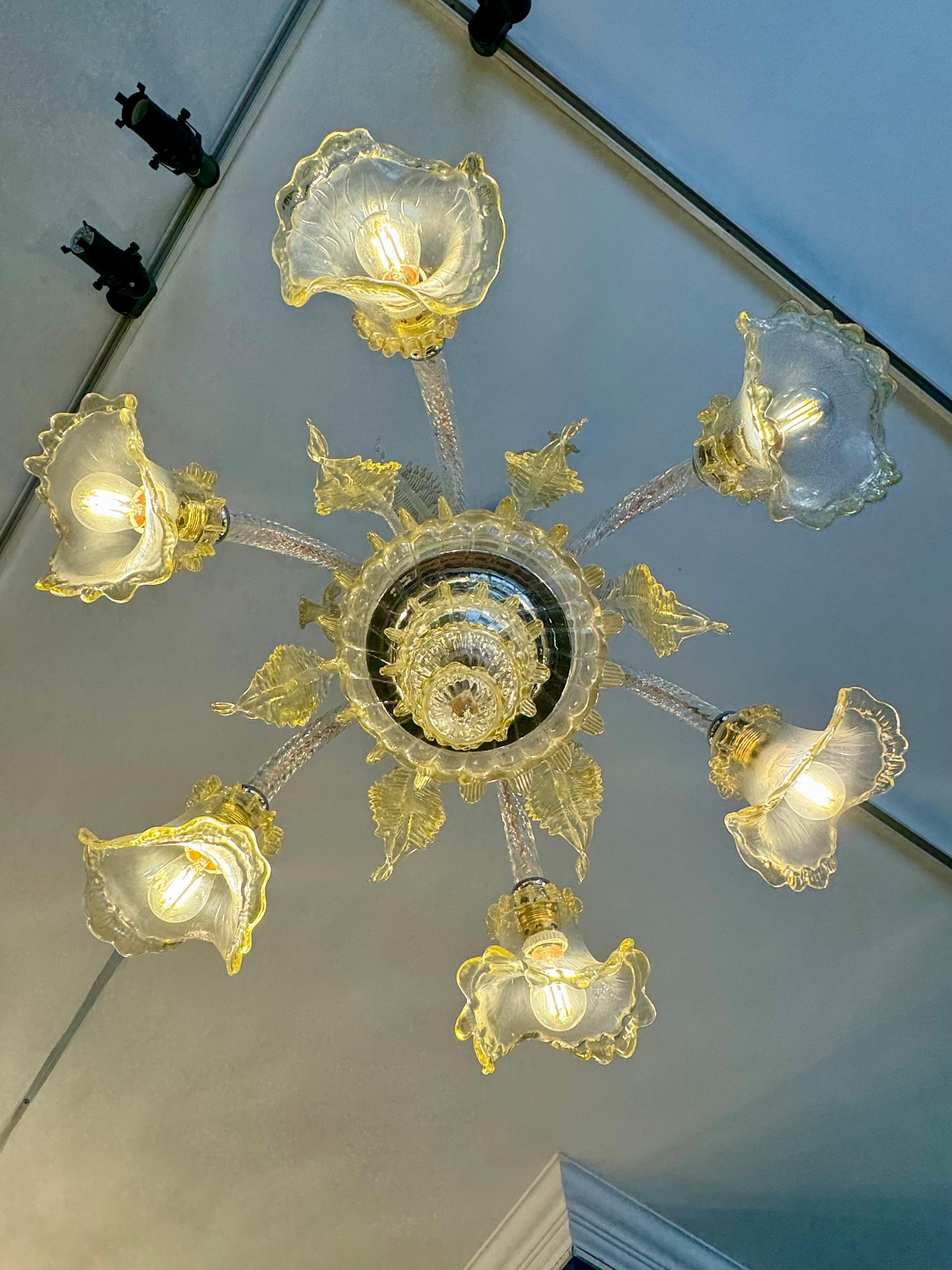 20th Century Murano Glass Six-Arms Yellow and White Chandelier, 1960 For Sale