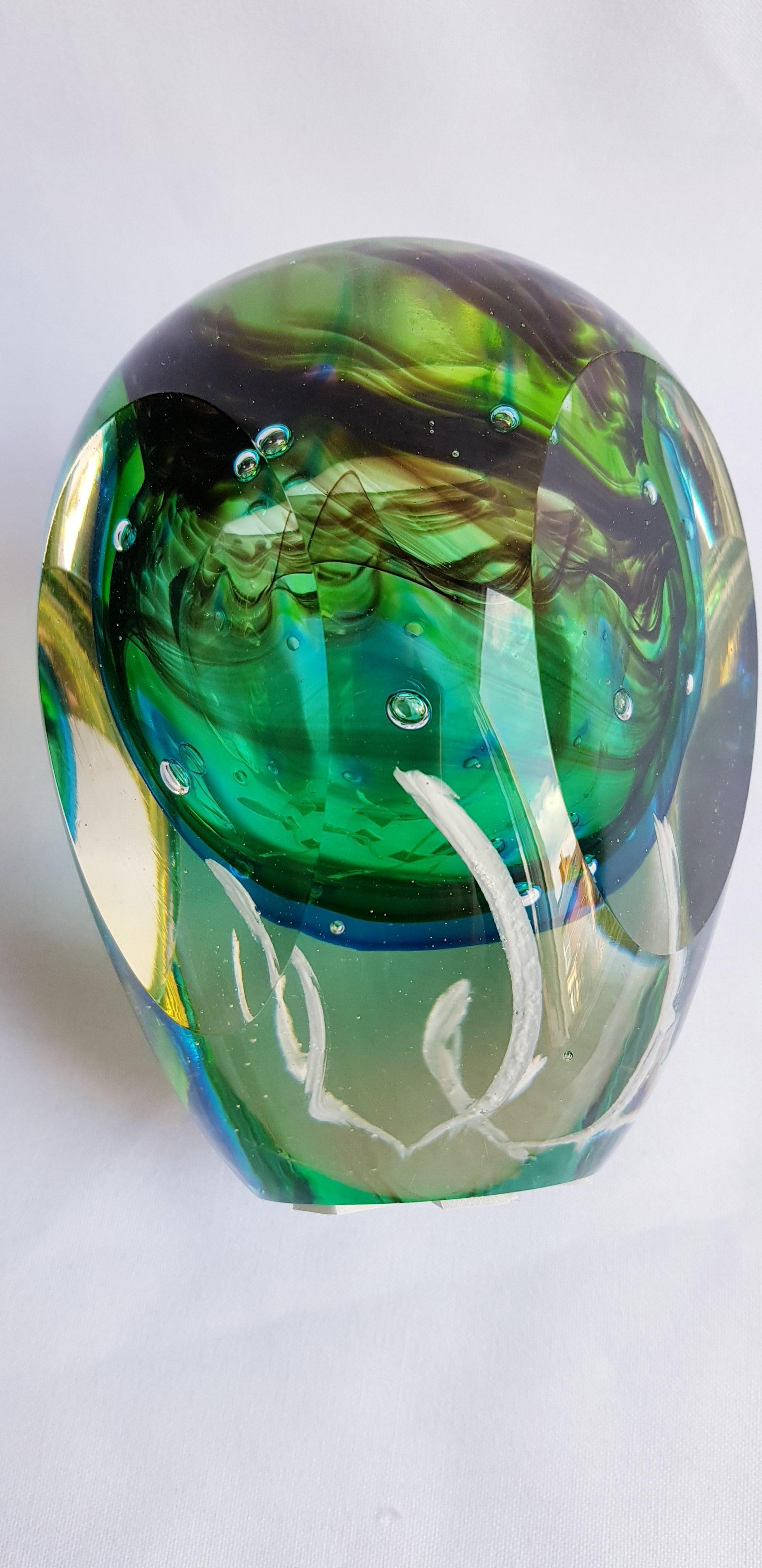 Italian Murano Glass Somerso Faceted with Controlled Bubbles Vase For Sale