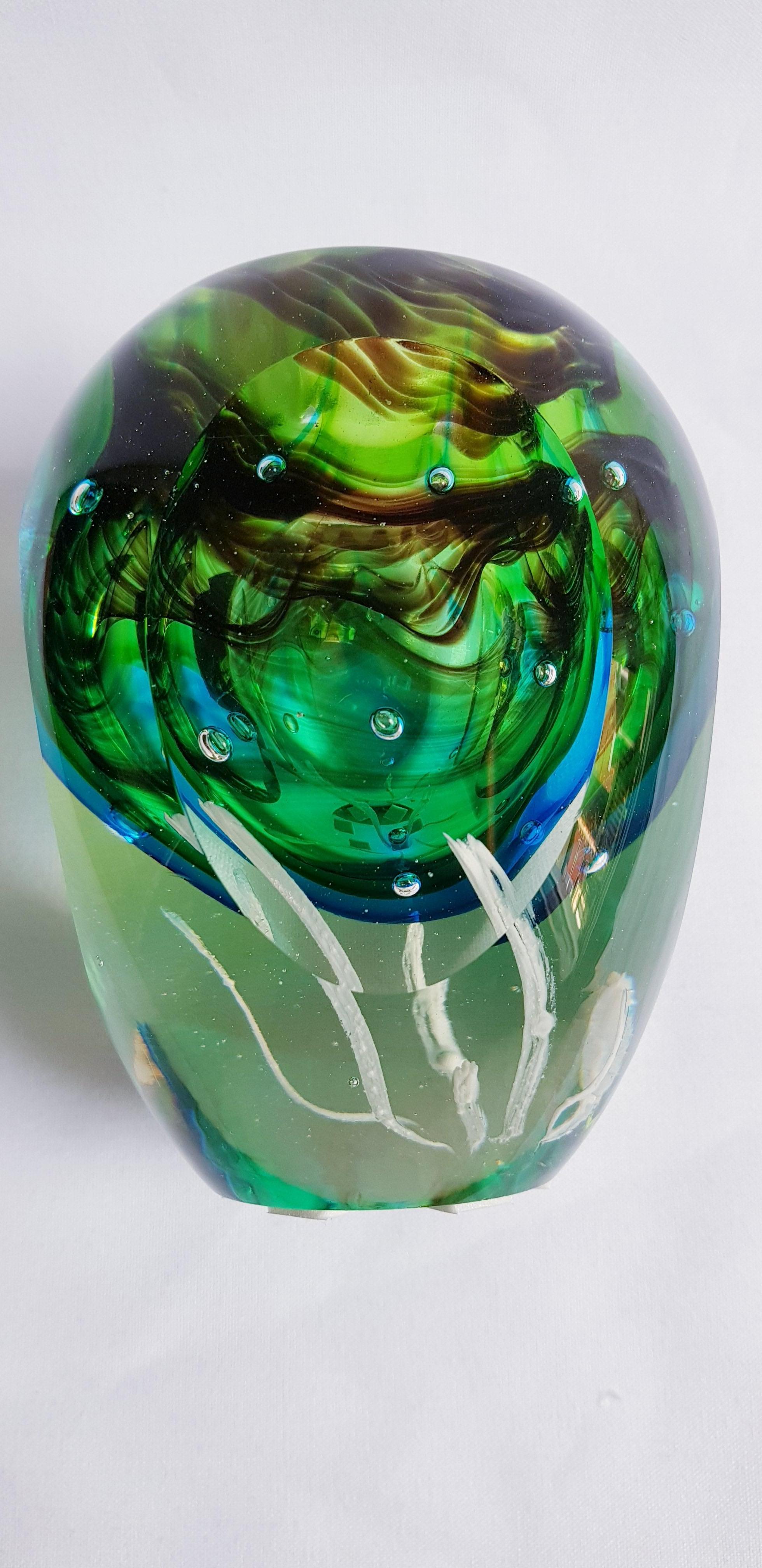 Murano Glass Somerso Faceted with Controlled Bubbles Vase In Excellent Condition For Sale In Grantham, GB