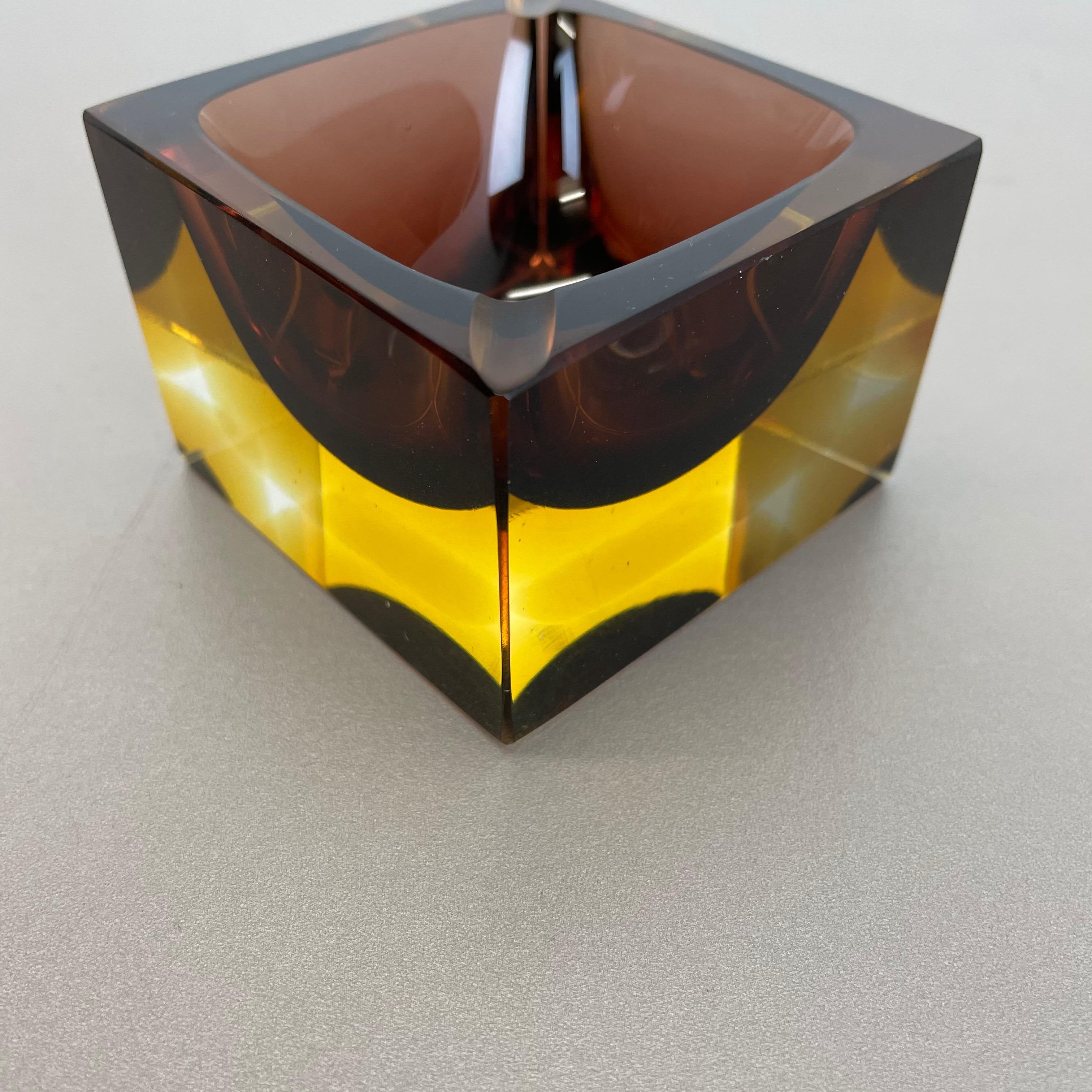 Murano Glass Sommerso Block Cube Ashtray Element Flavio Poli, Italy, 1970s 7