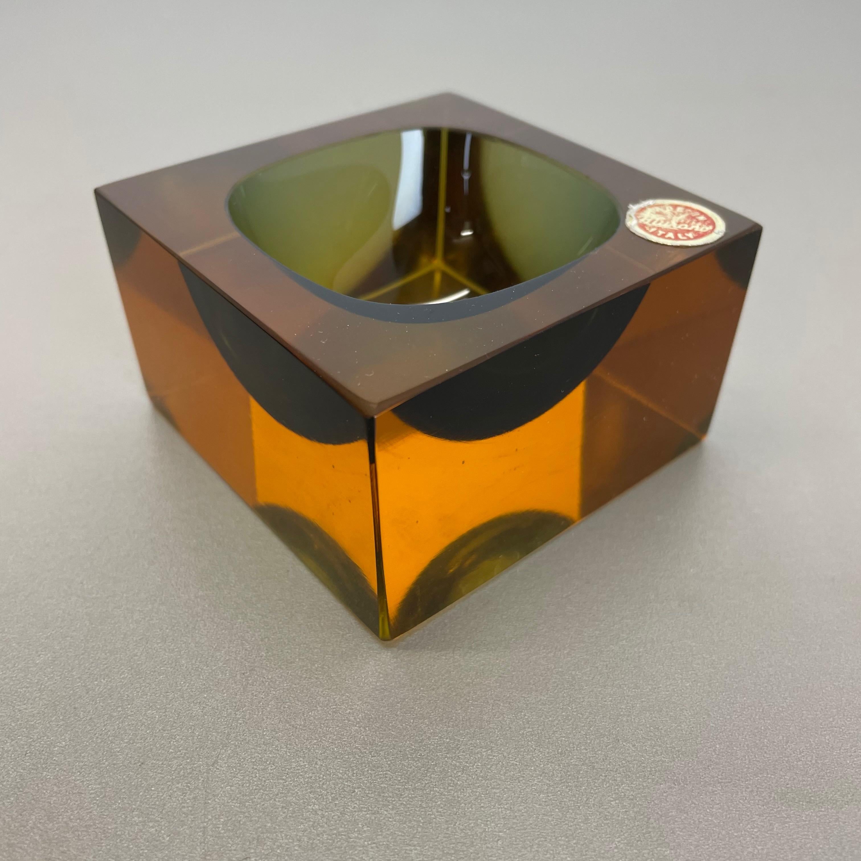 Mid-Century Modern Murano Glass Sommerso Block Cube Ashtray Element Flavio Poli, Italy, 1970s