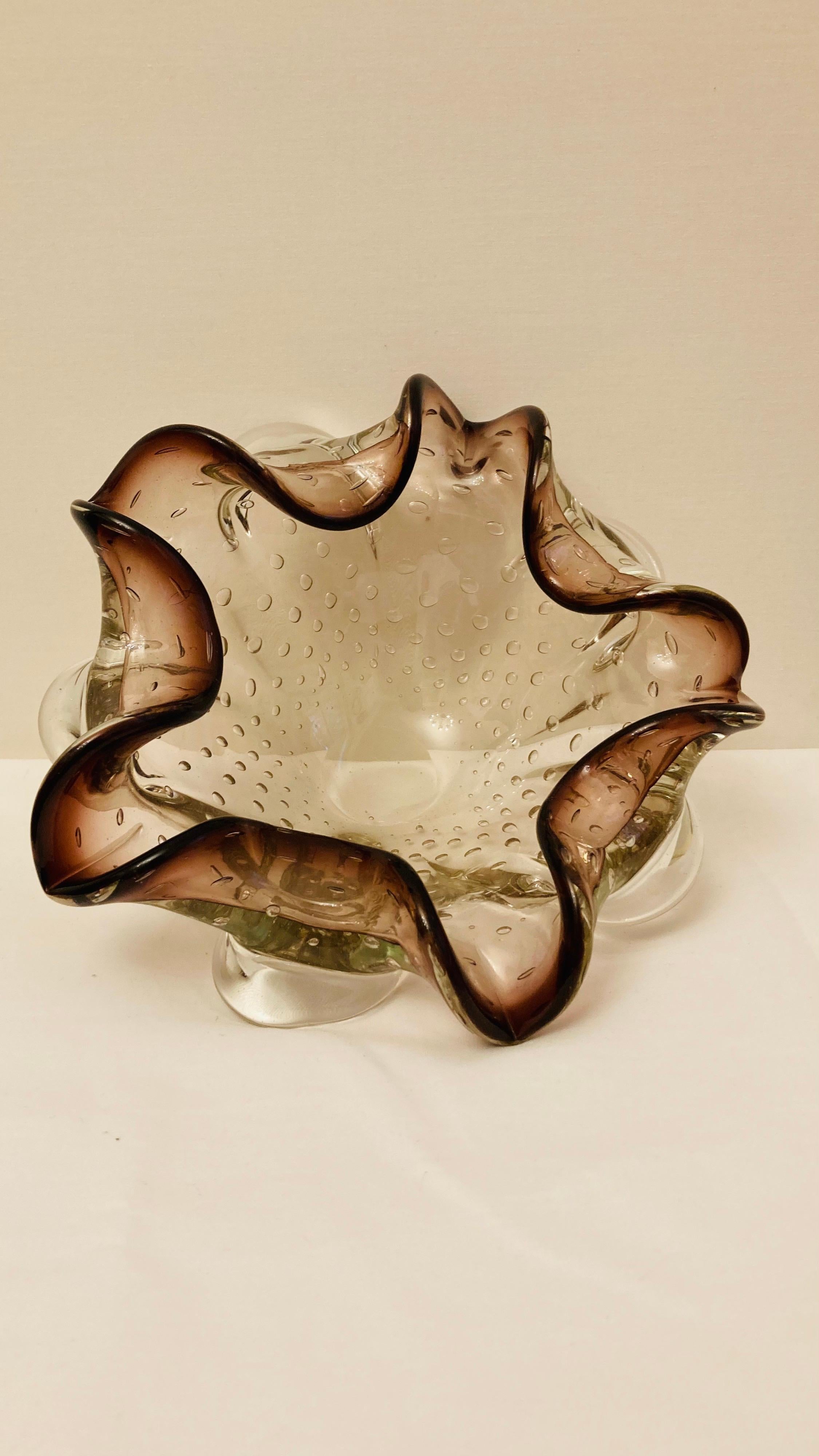 Murano Glass Sommerso Bowl with Controlled Bubbles For Sale 3