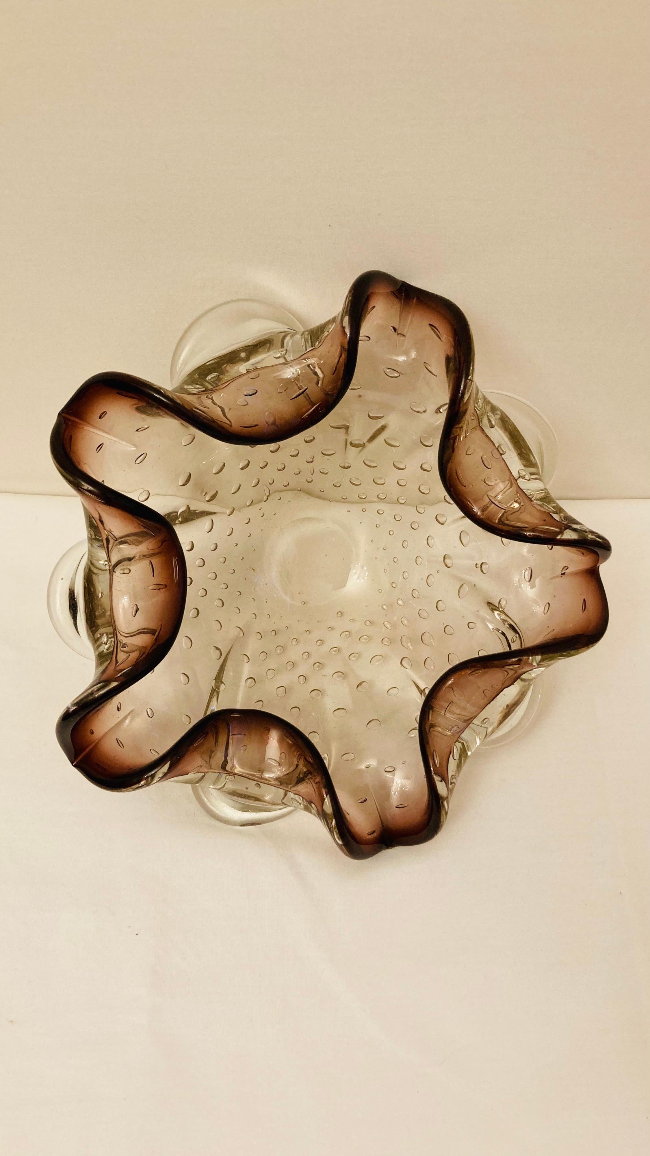 Murano Glass Sommerso Bowl with Controlled Bubbles For Sale 4