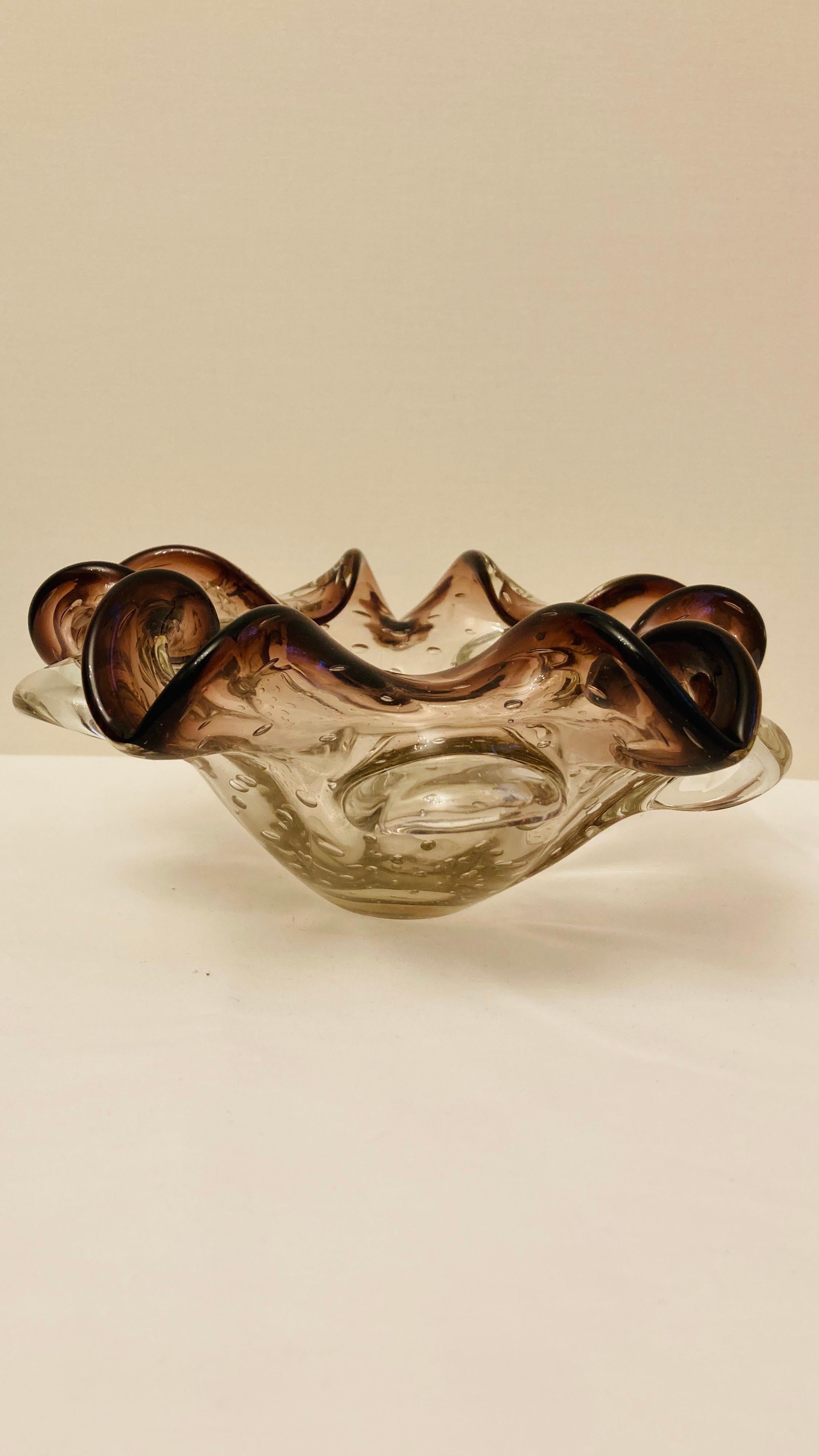Other Murano Glass Sommerso Bowl with Controlled Bubbles For Sale