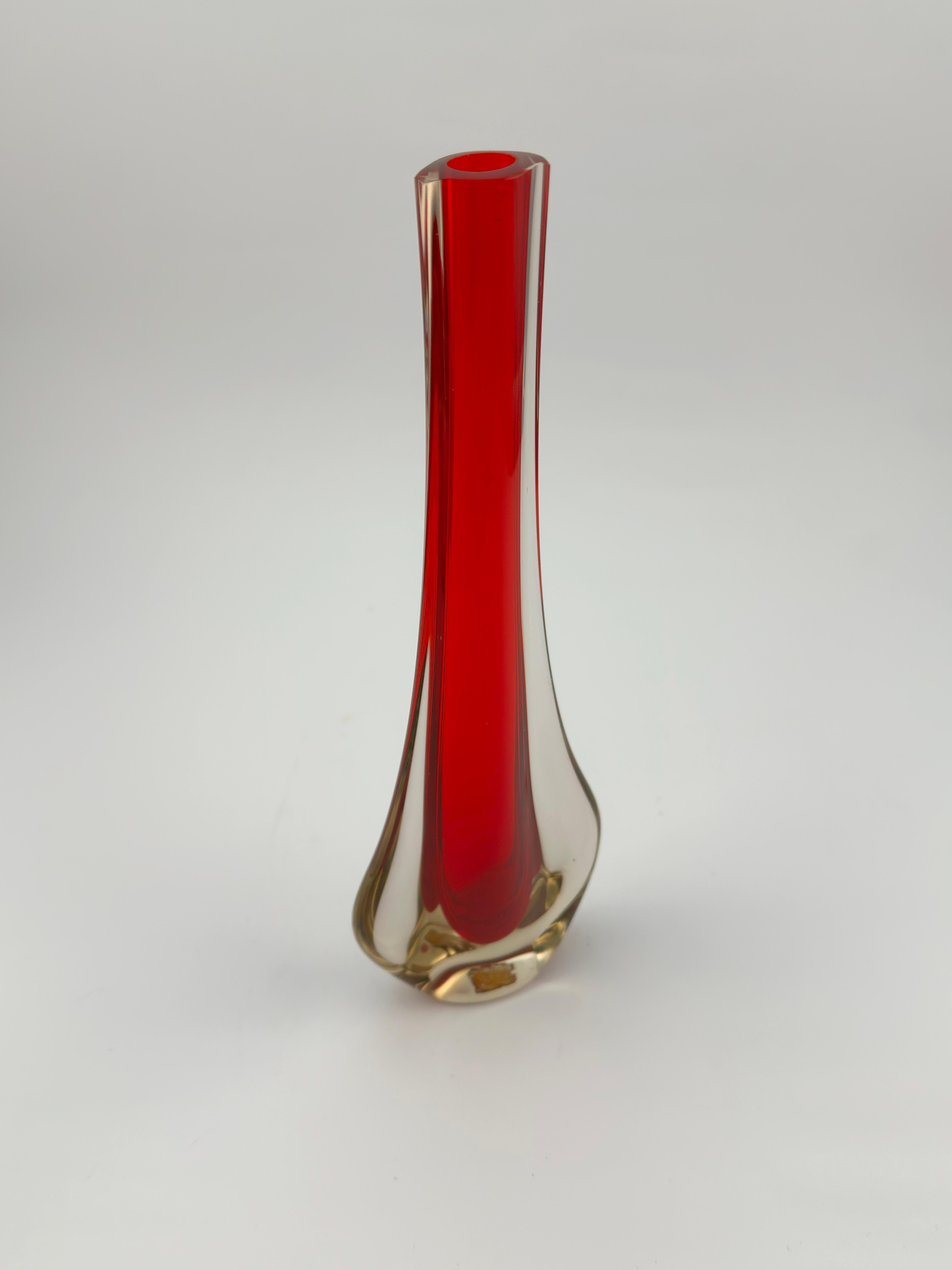 Fatto a mano Vaso a gemma Sommerso in vetro di Murano di Galliano Ferro, anni '50 circa, Italia in vendita