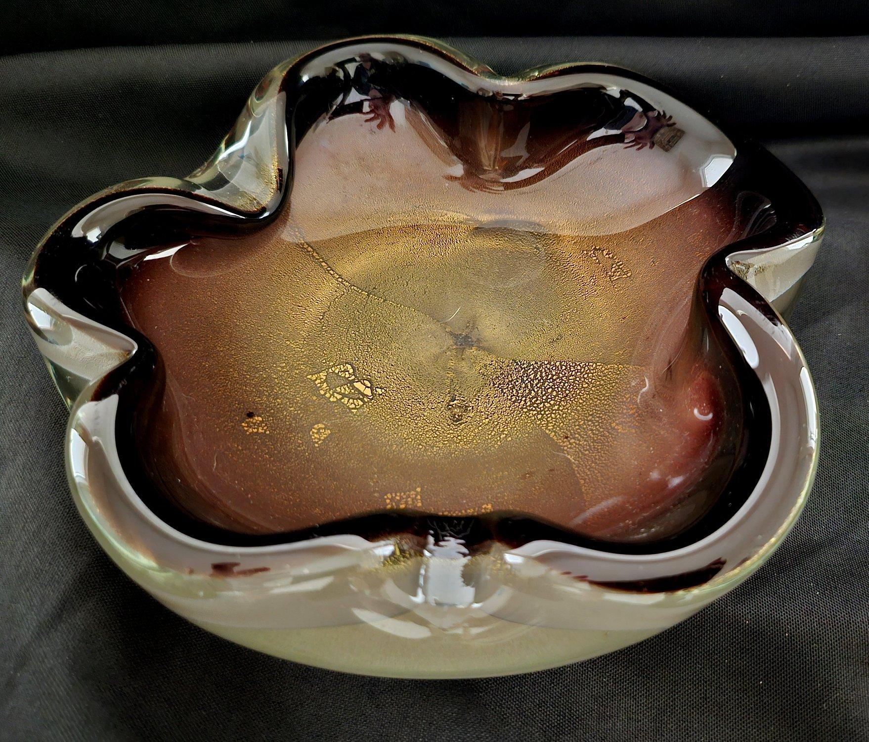 Murano Glass Sommerso Dish/Ashtray/Bowl w/Gold Polveri, Seguso/Barbini suspected For Sale 3