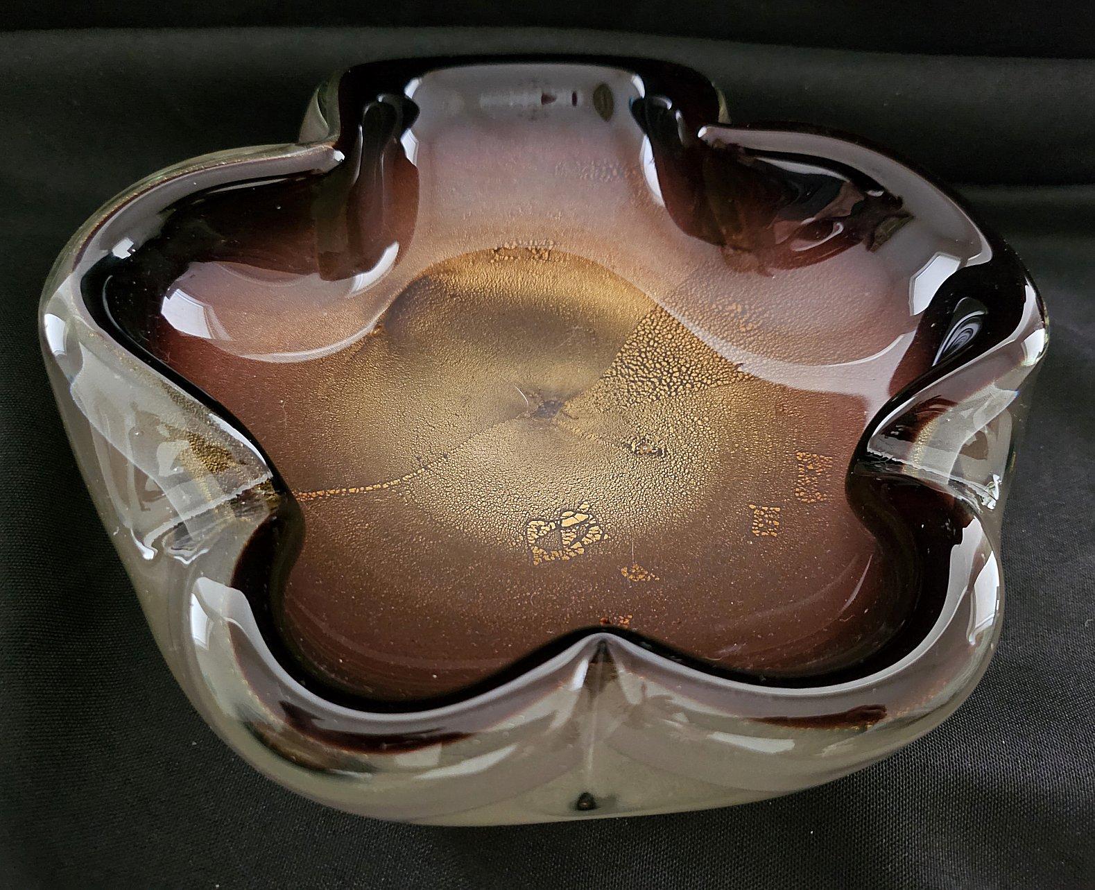 Murano Glass Sommerso Dish/Ashtray/Bowl w/Gold Polveri, Seguso/Barbini suspected For Sale 6
