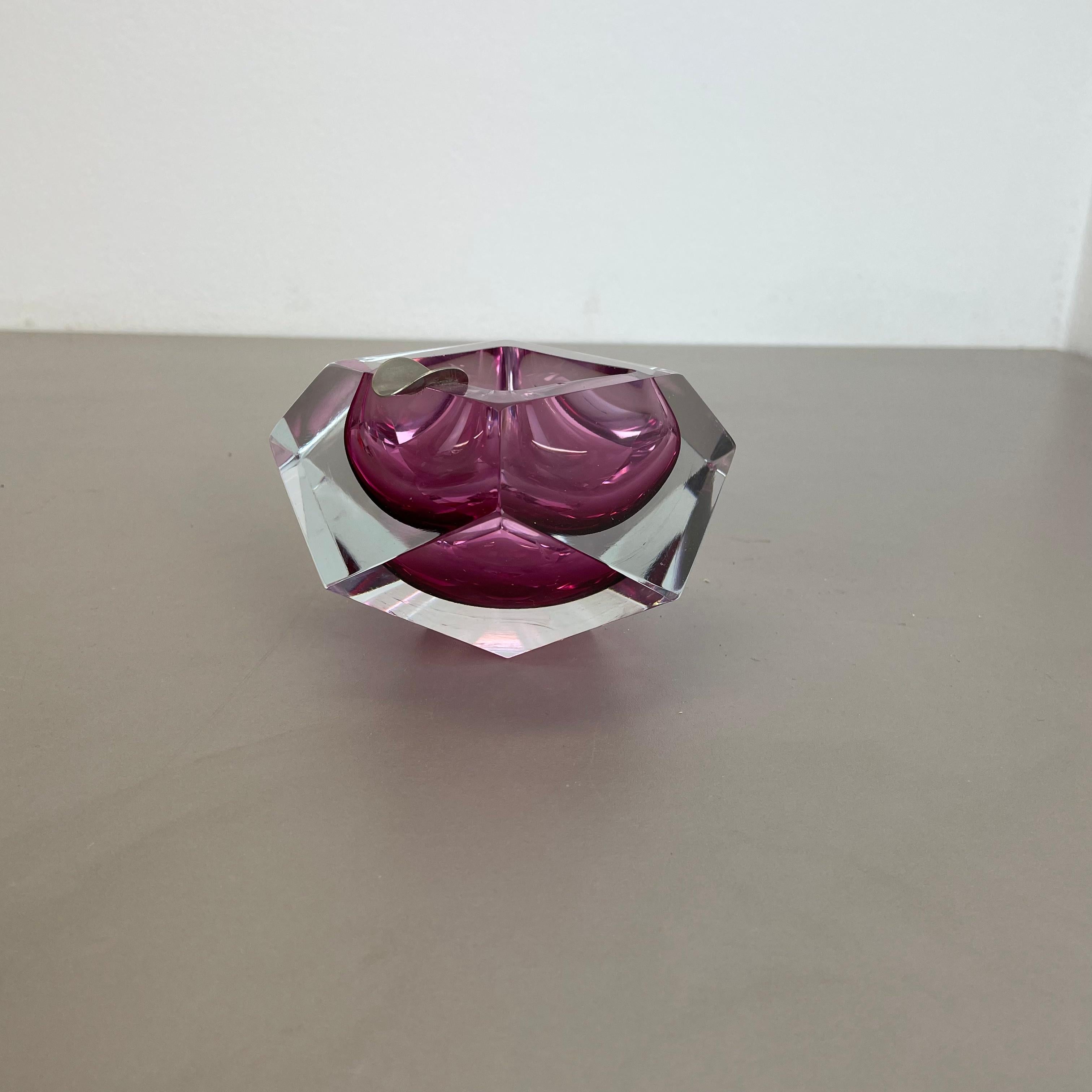 Mid-Century Modern Murano Glass Sommerso pink DIAMOND Bowl Ashtray by Flavio Poli, Italy, 1970s For Sale