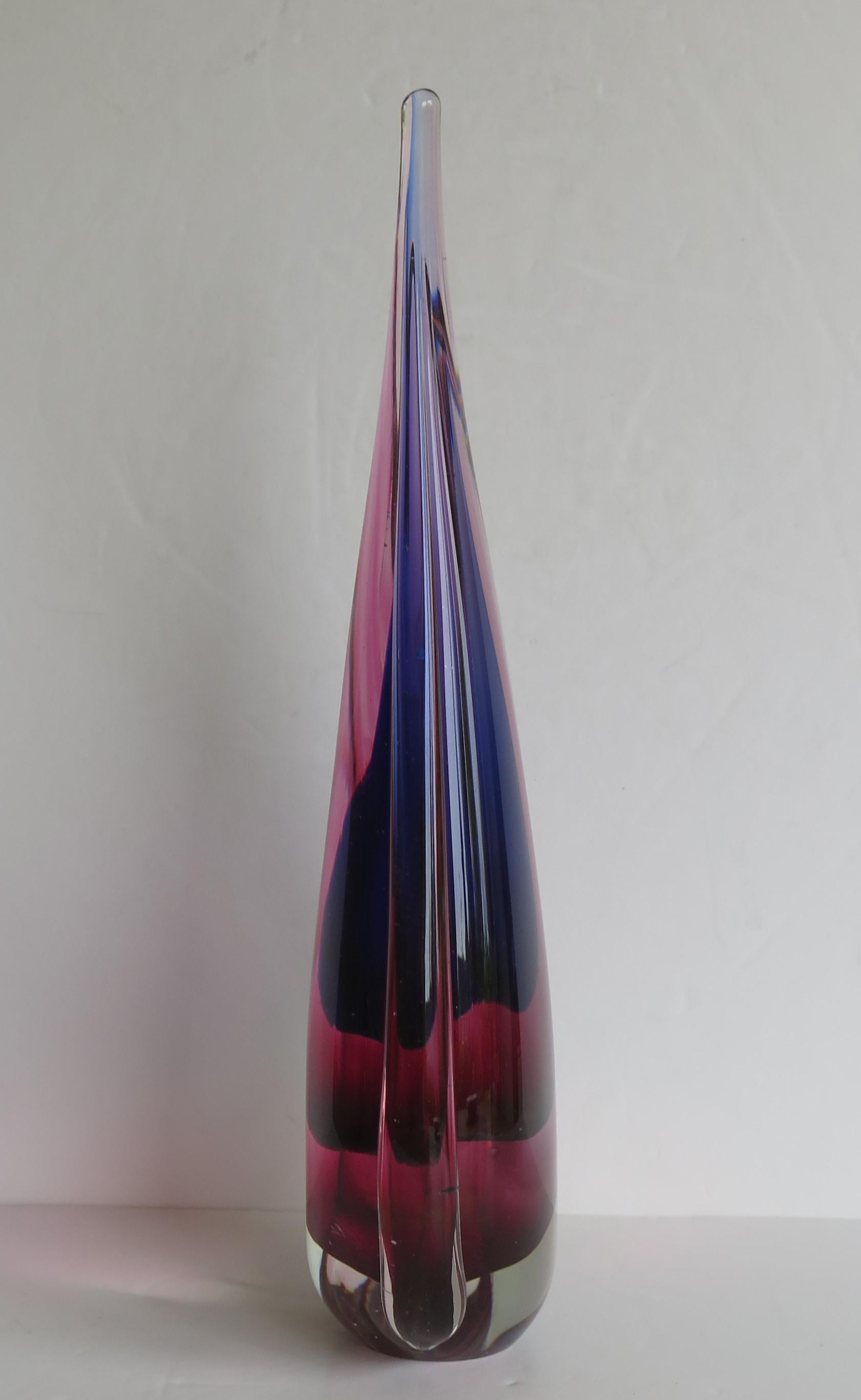 Tall Murano Glass Sommerso Teardrop Sculpture by Flavio Poli, Italy, circa 1950s For Sale 1
