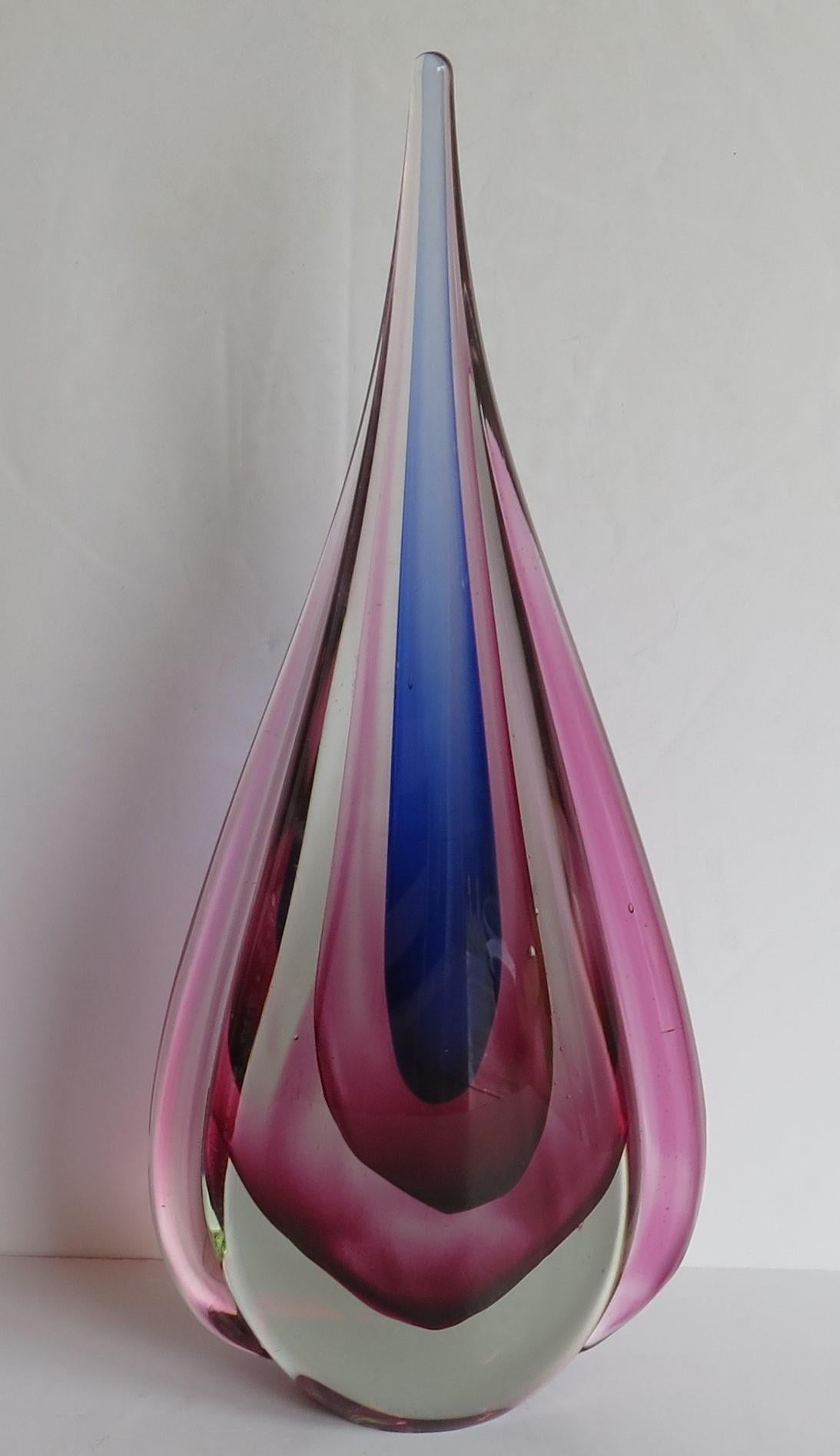 Tall Murano Glass Sommerso Teardrop Sculpture by Flavio Poli, Italy, circa 1950s For Sale 3