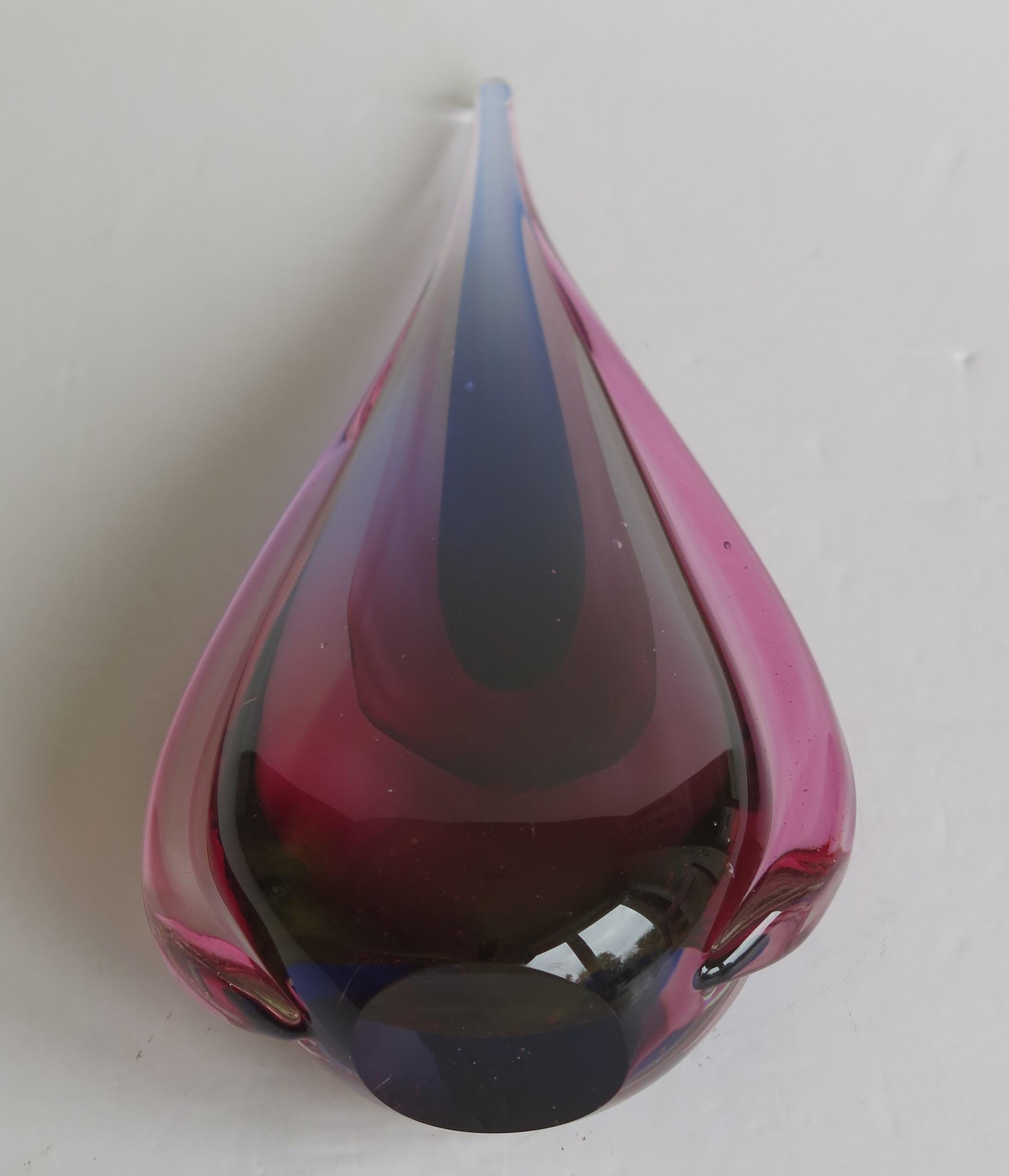 Tall Murano Glass Sommerso Teardrop Sculpture by Flavio Poli, Italy, circa 1950s For Sale 7