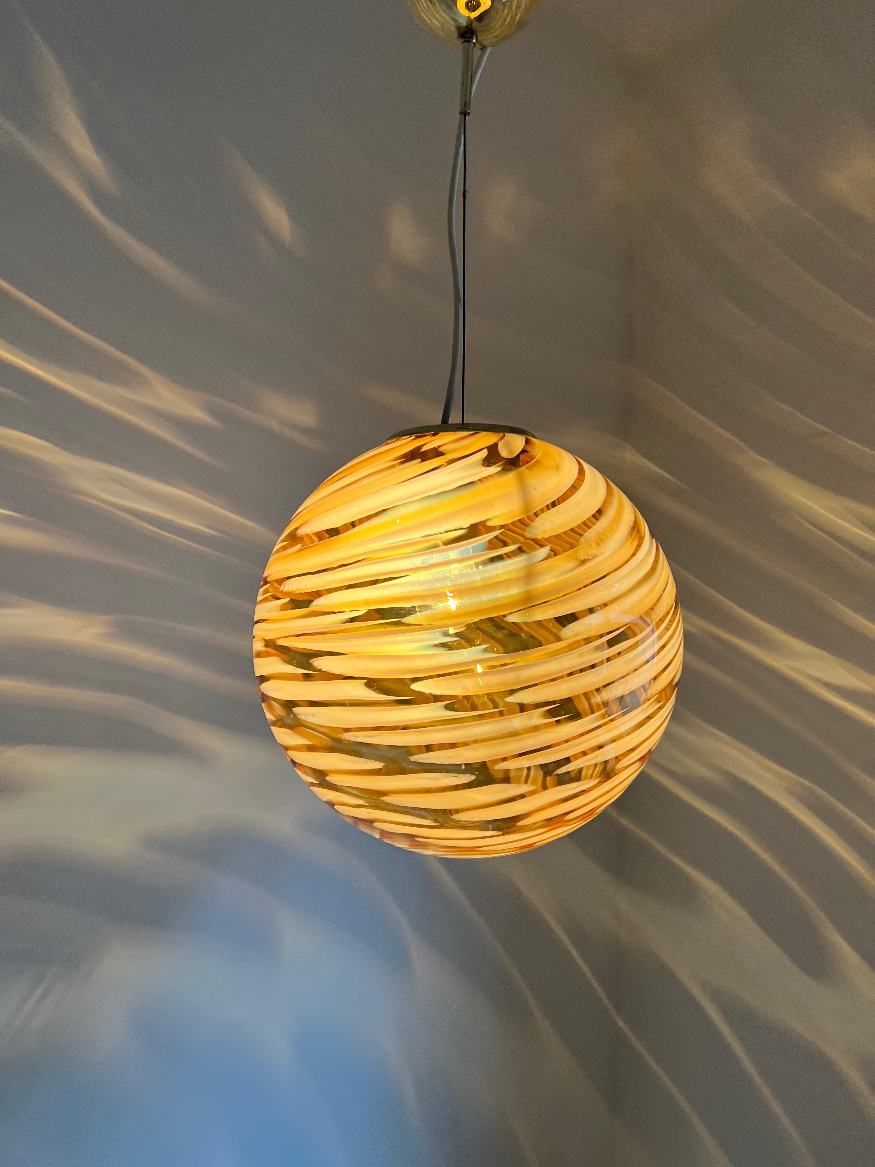 Murano Glass Sphere chandelier Attr to Venini, ca. 1970 For Sale 5