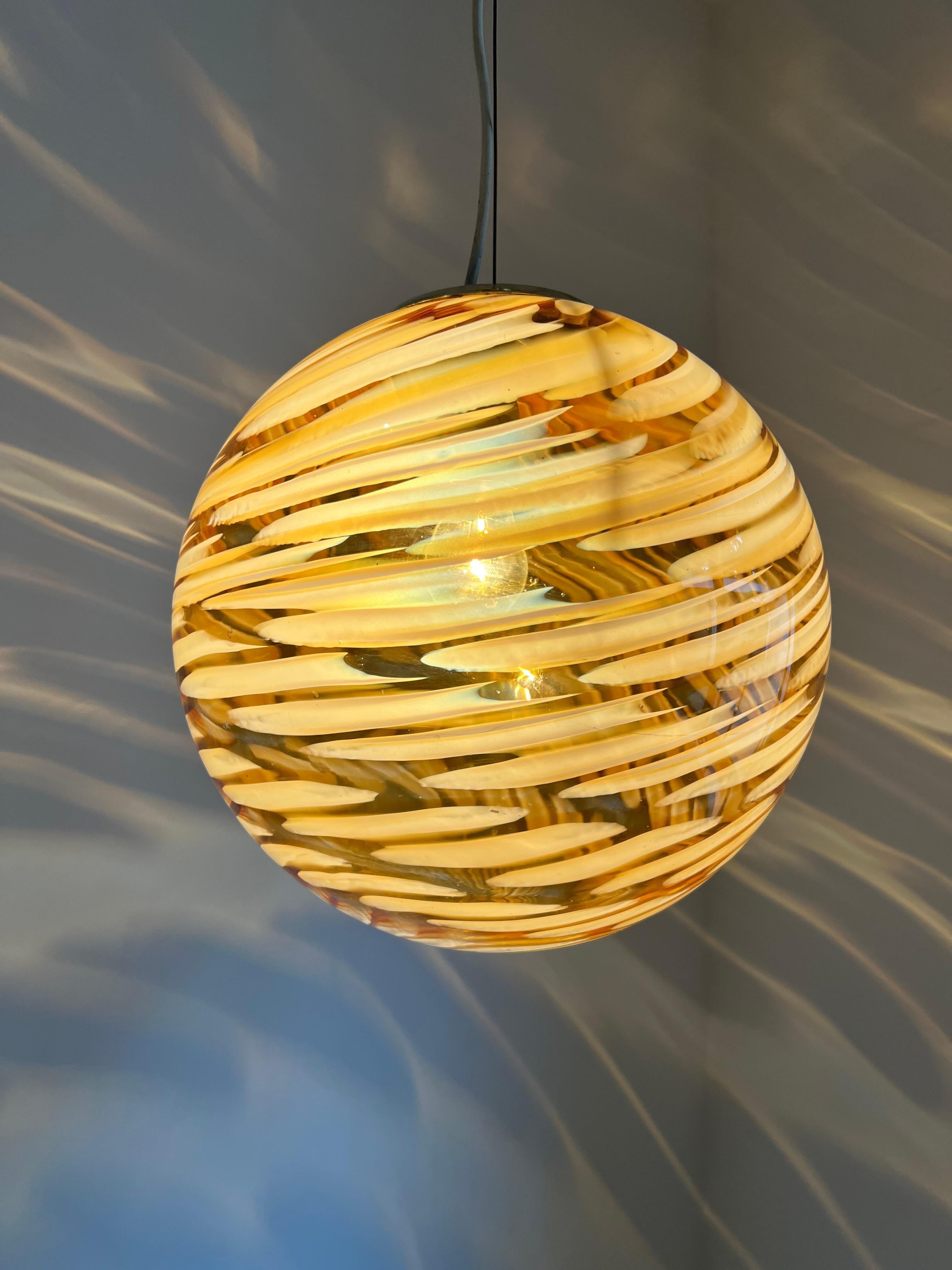 Murano Glass Sphere chandelier Attr to Venini, ca. 1970 For Sale 7