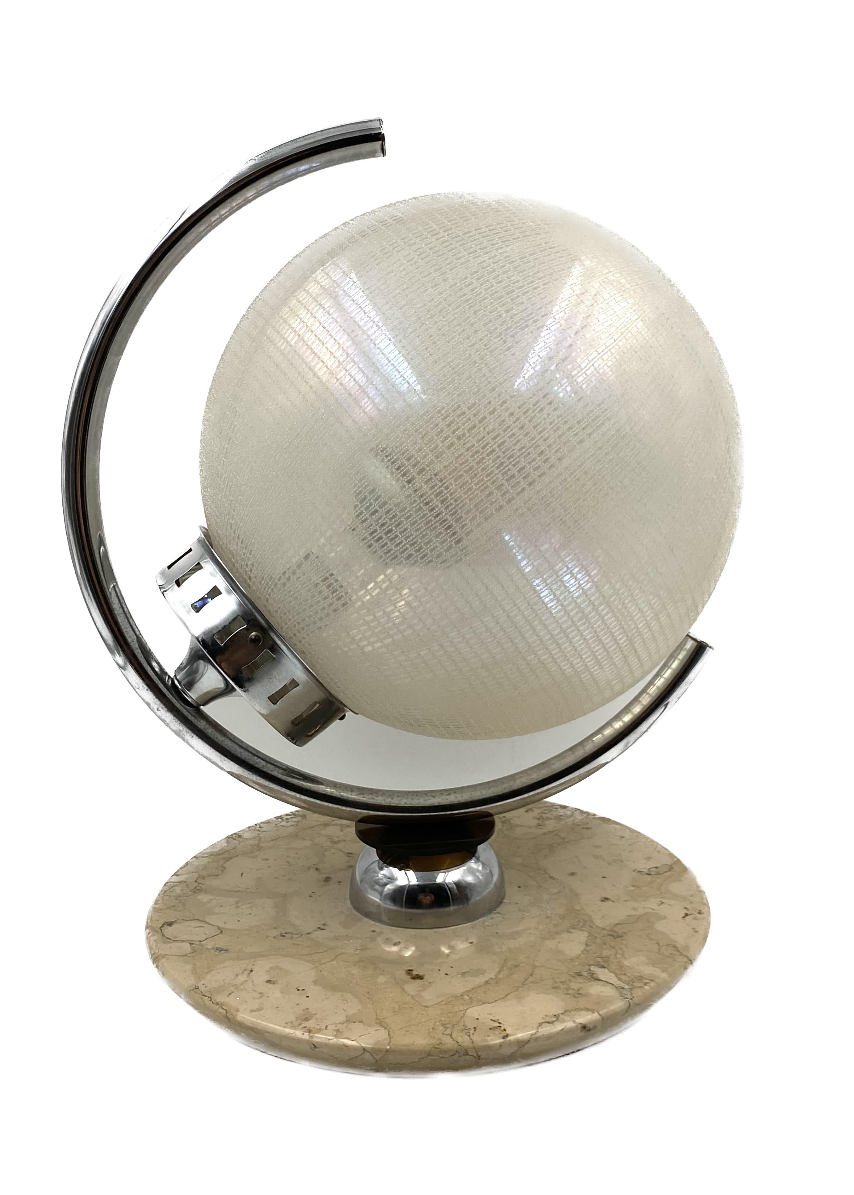 Murano glass spherical table lamp, Mazzega Italy 1970s For Sale 9