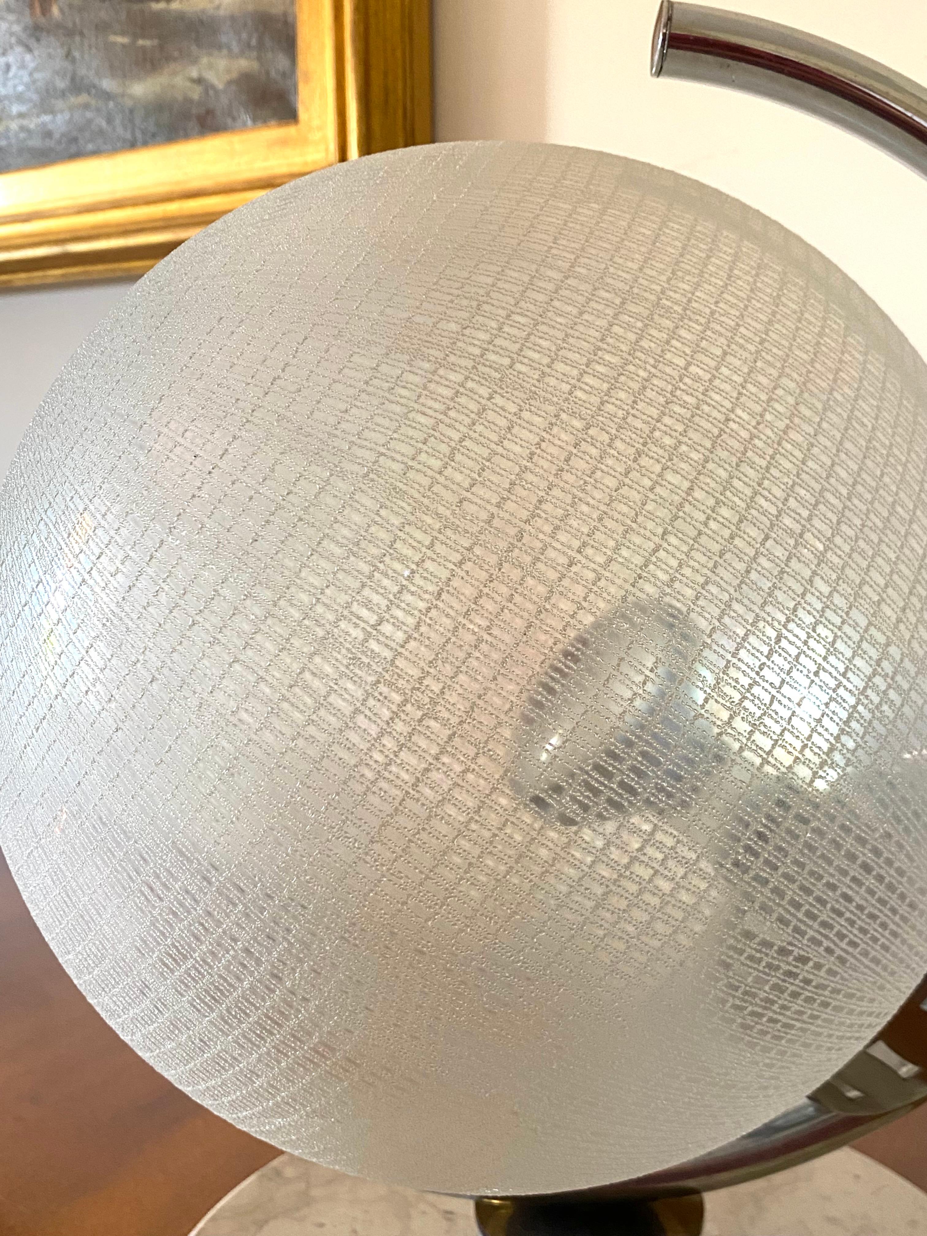 Metallo Murano glass spherical table lamp, Mazzega Italy 1970s in vendita
