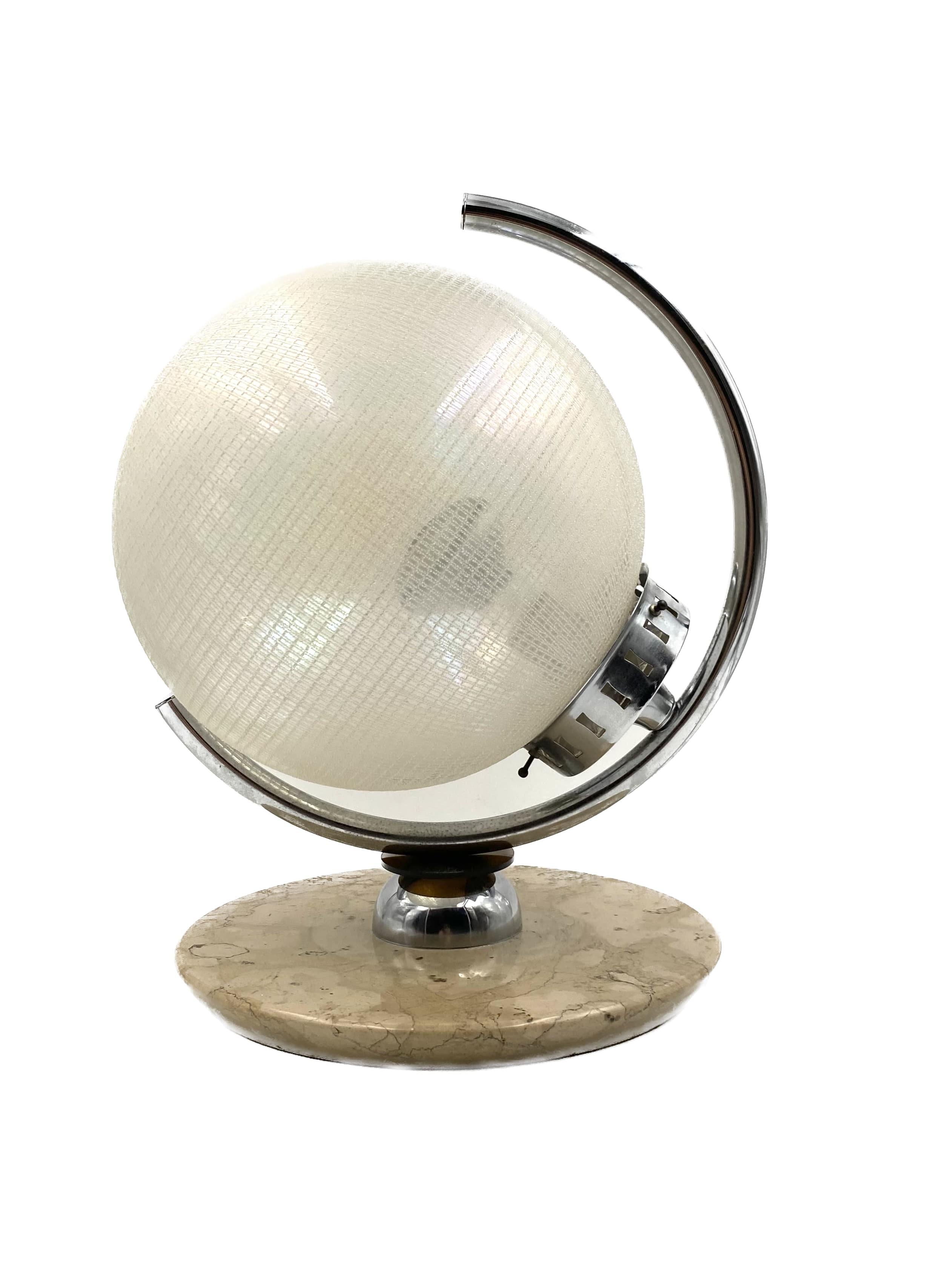 Murano glass spherical table lamp, Mazzega Italy 1970s For Sale 1