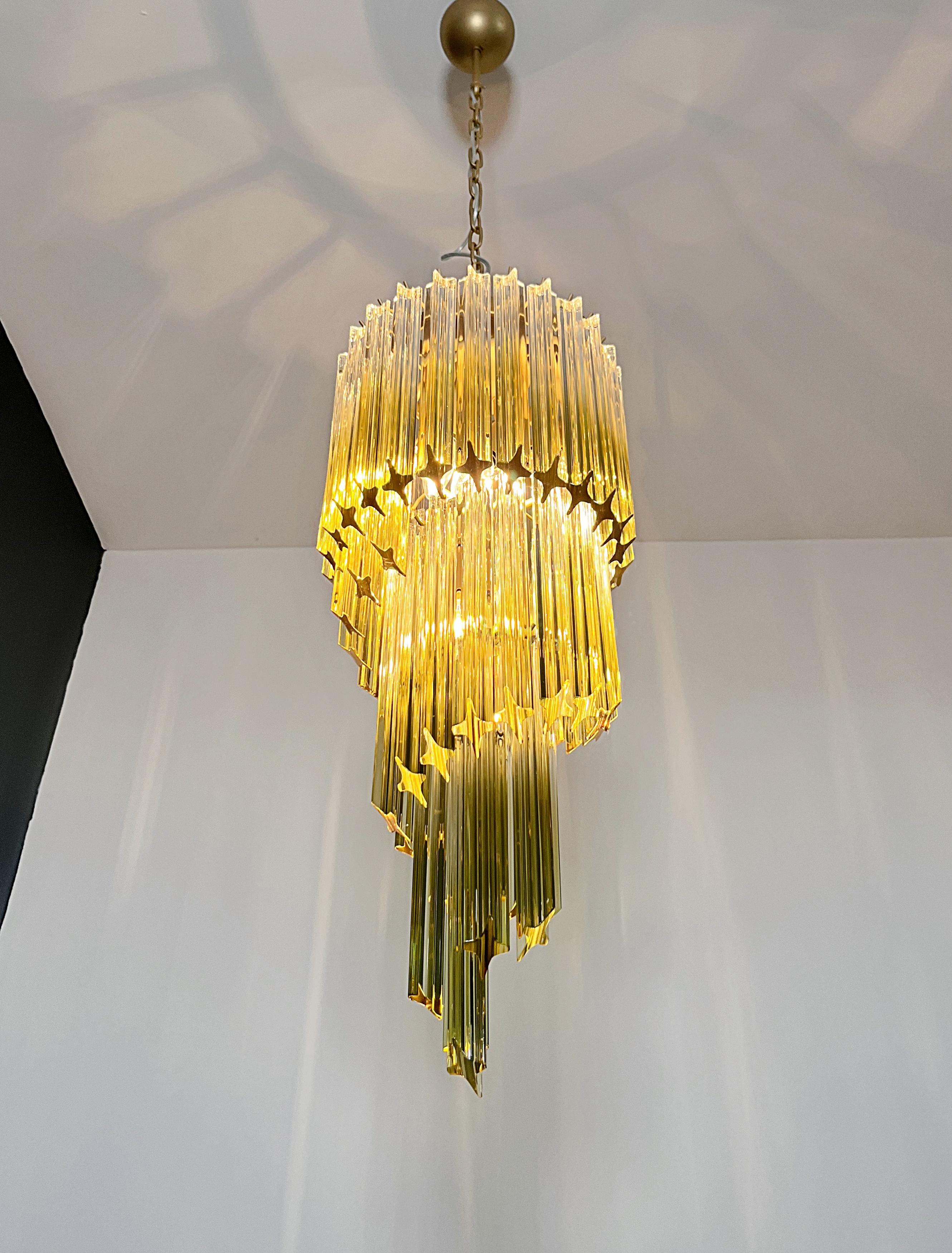 Murano glass spiral chandelier - 54 quadriedri shaded green prisms For Sale 8