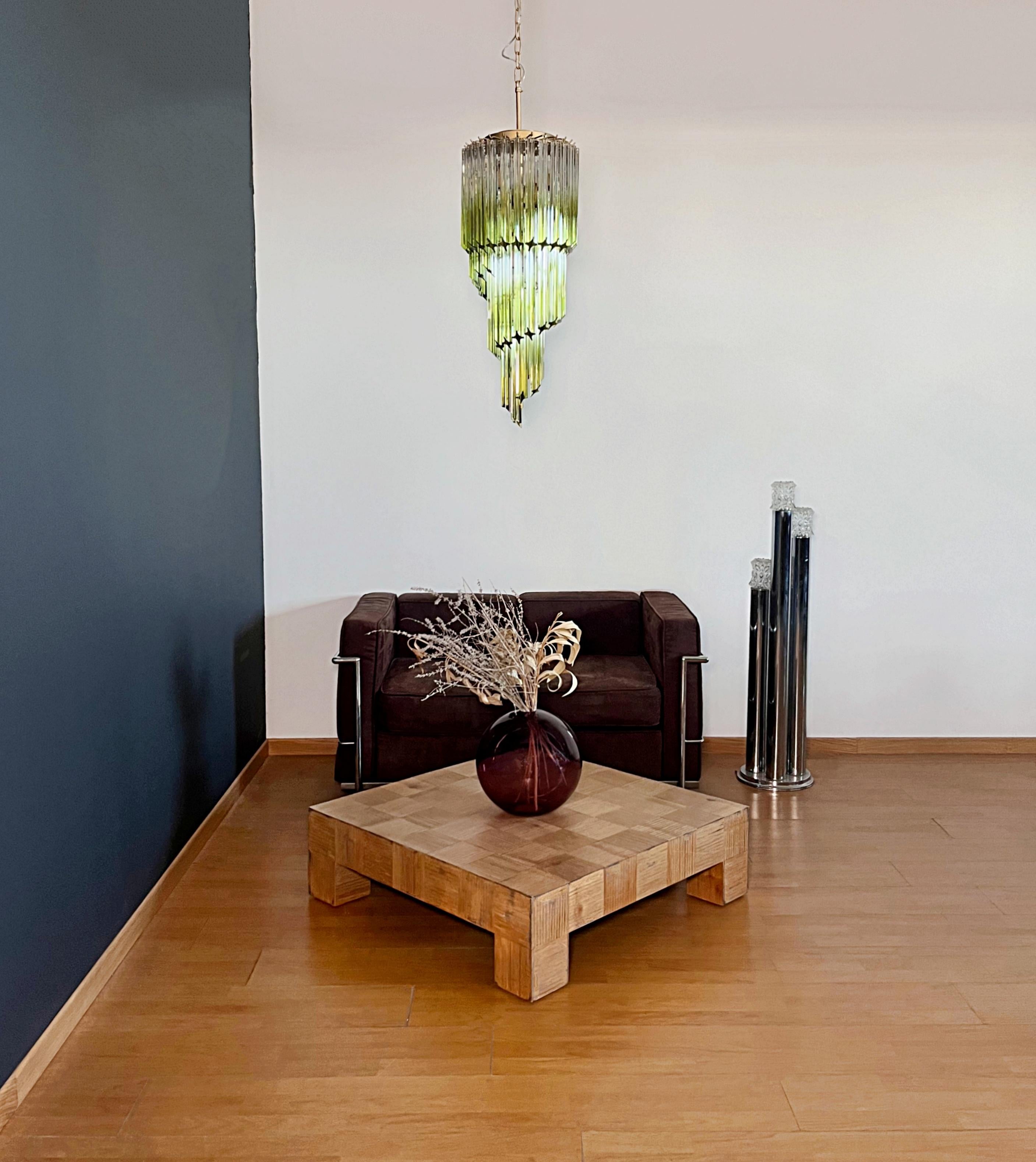 Mid-Century Modern Murano glass spiral chandelier - 54 quadriedri shaded green prisms For Sale