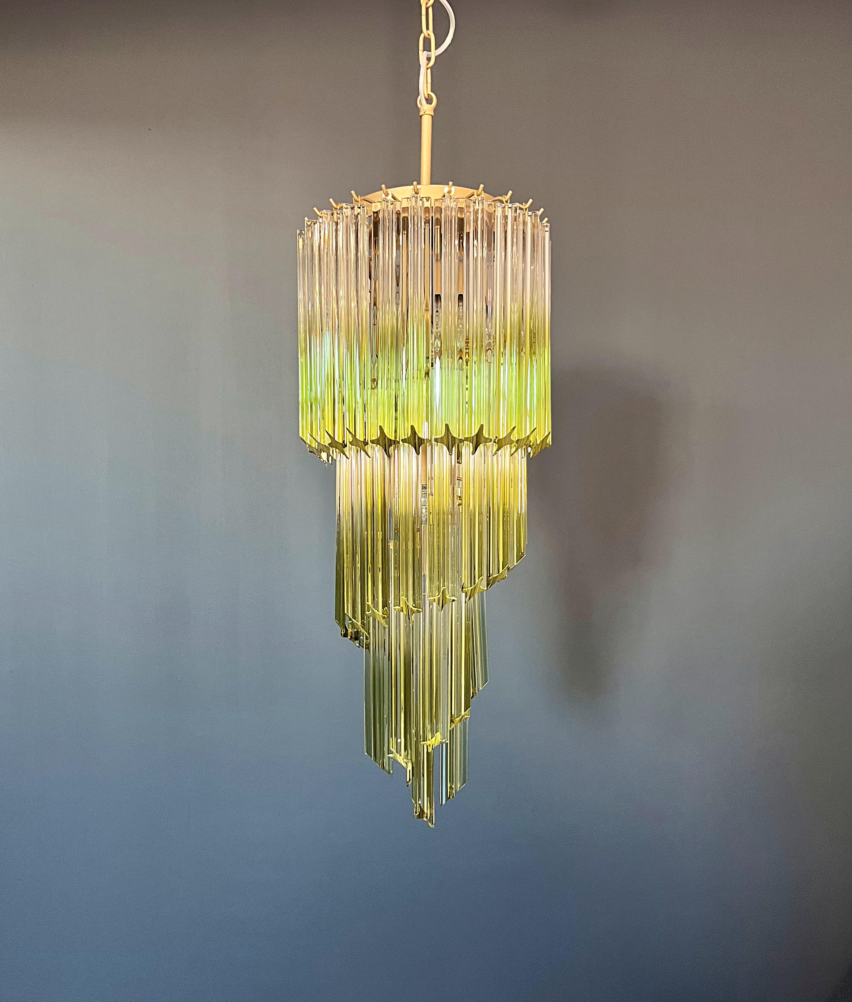 Galvanized Murano glass spiral chandelier - 54 quadriedri shaded green prisms For Sale