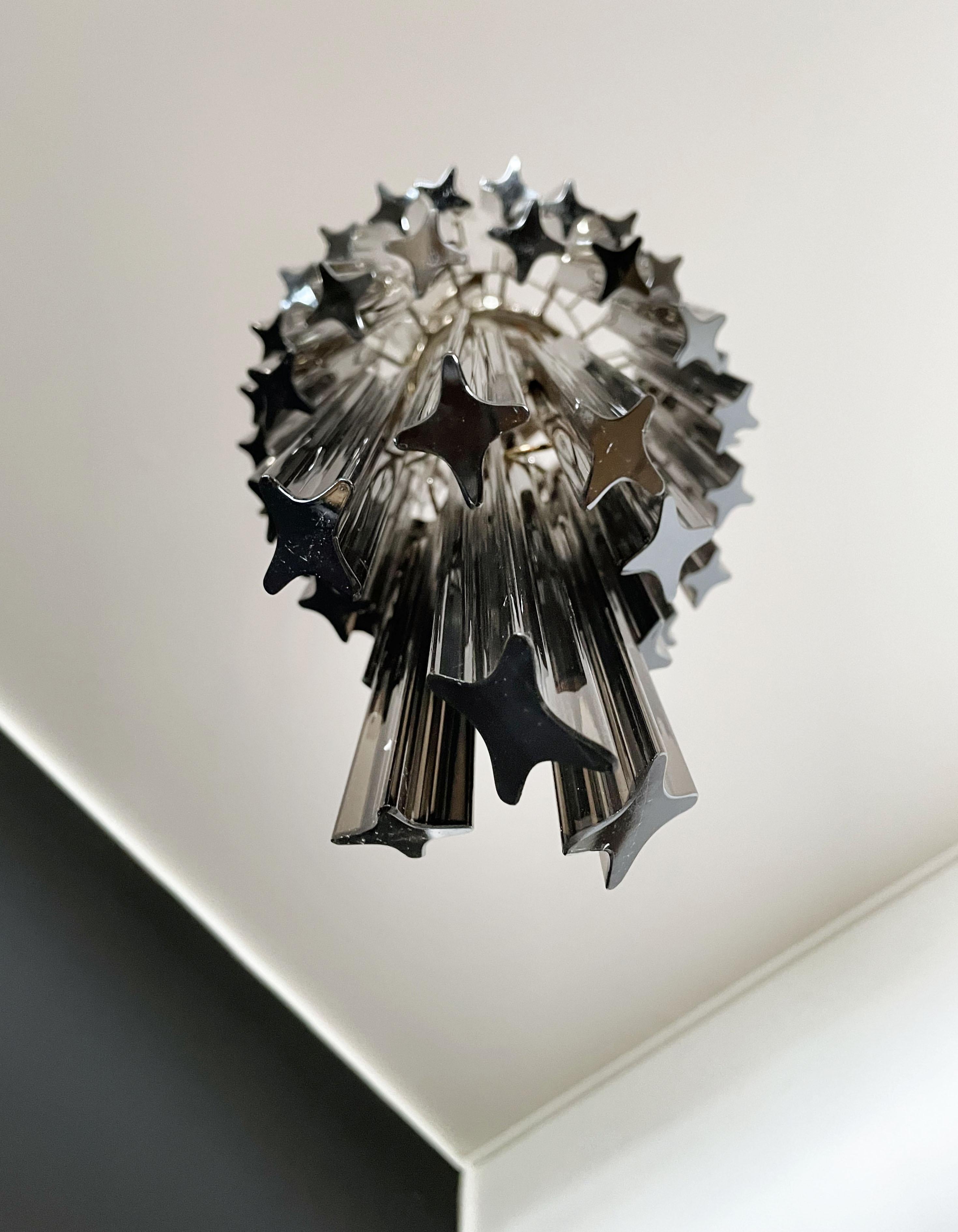 Art Glass Murano glass spiral chandelier – 54 quadriedri smoked prisms For Sale