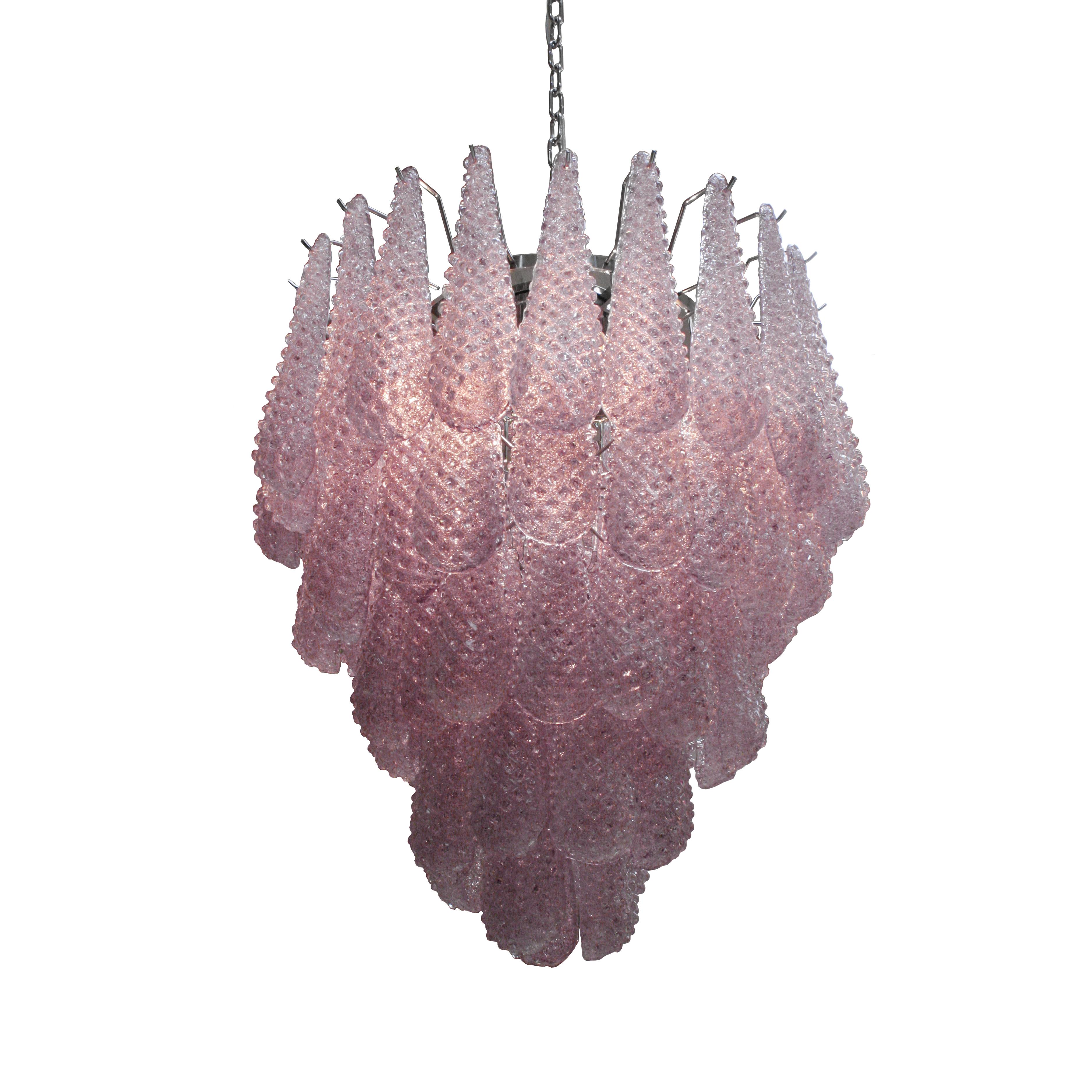 Murano glass pendant lamp composed of five points of light with structure made of polished steel. Manufactured in Artesan Way, with pieces with tear shape in 