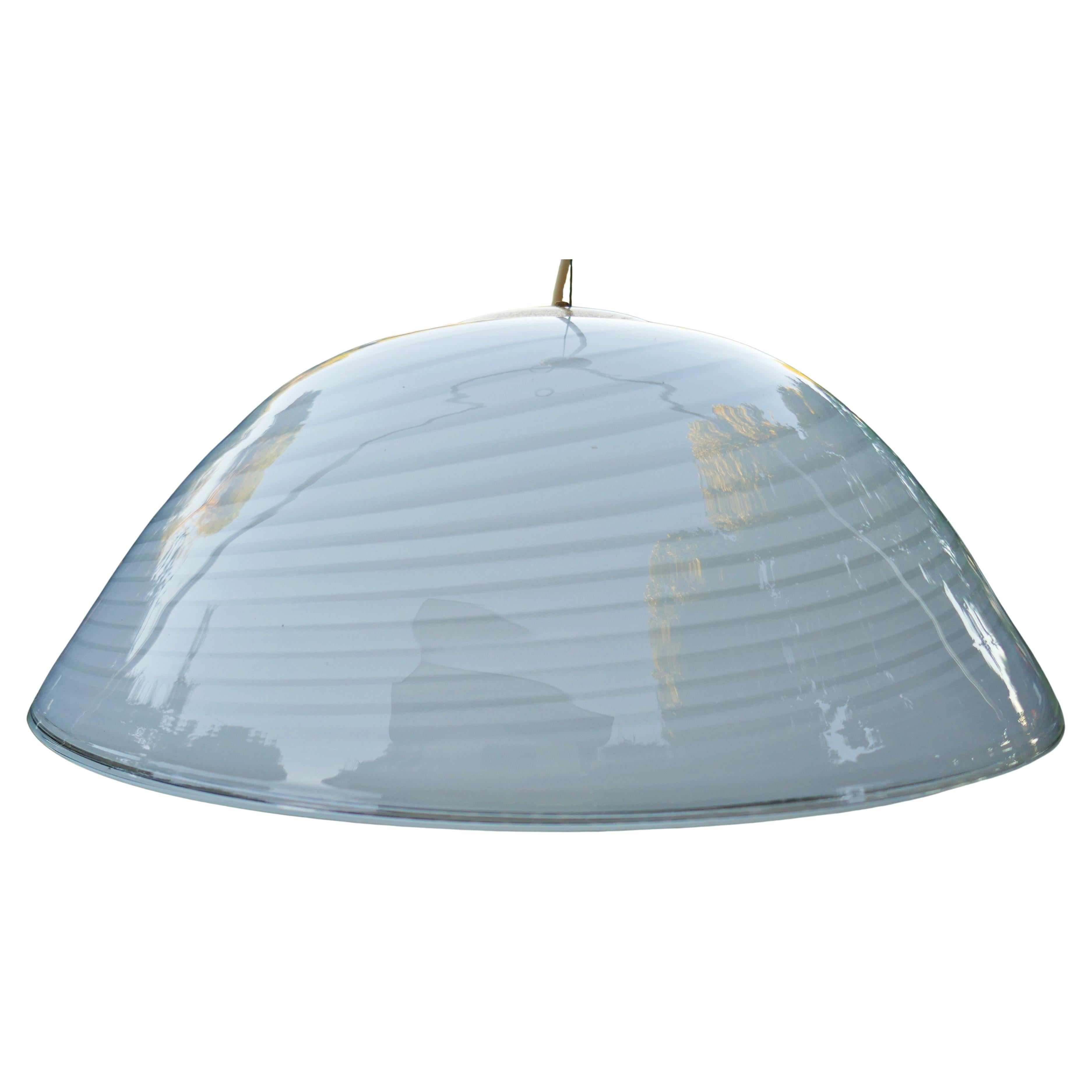 Murano glass swirl pendant lamp. In Good Condition For Sale In Lugo, IT