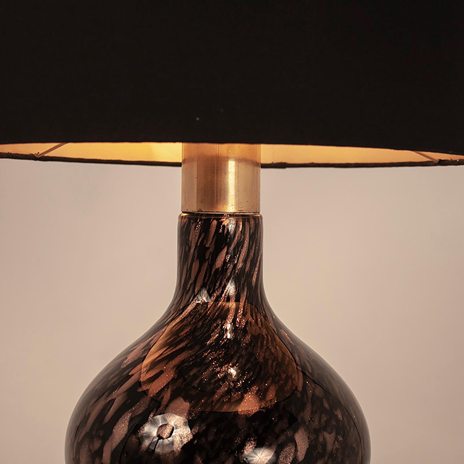 Muranoglas-Tischlampe, 1960er-Jahre (Mitte des 20. Jahrhunderts) im Angebot