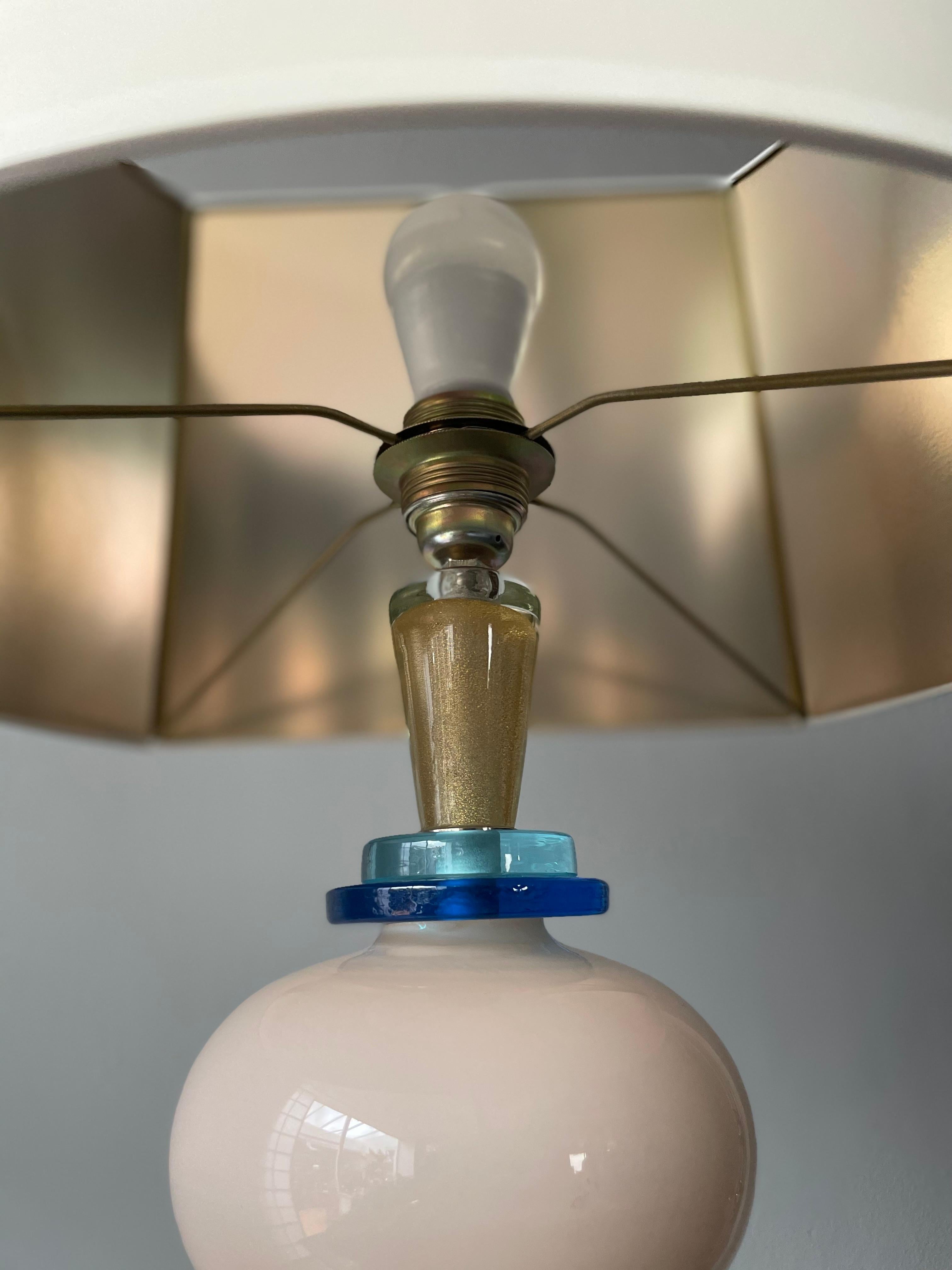 Lampe de table en verre de Murano, années 1970 en vente 7