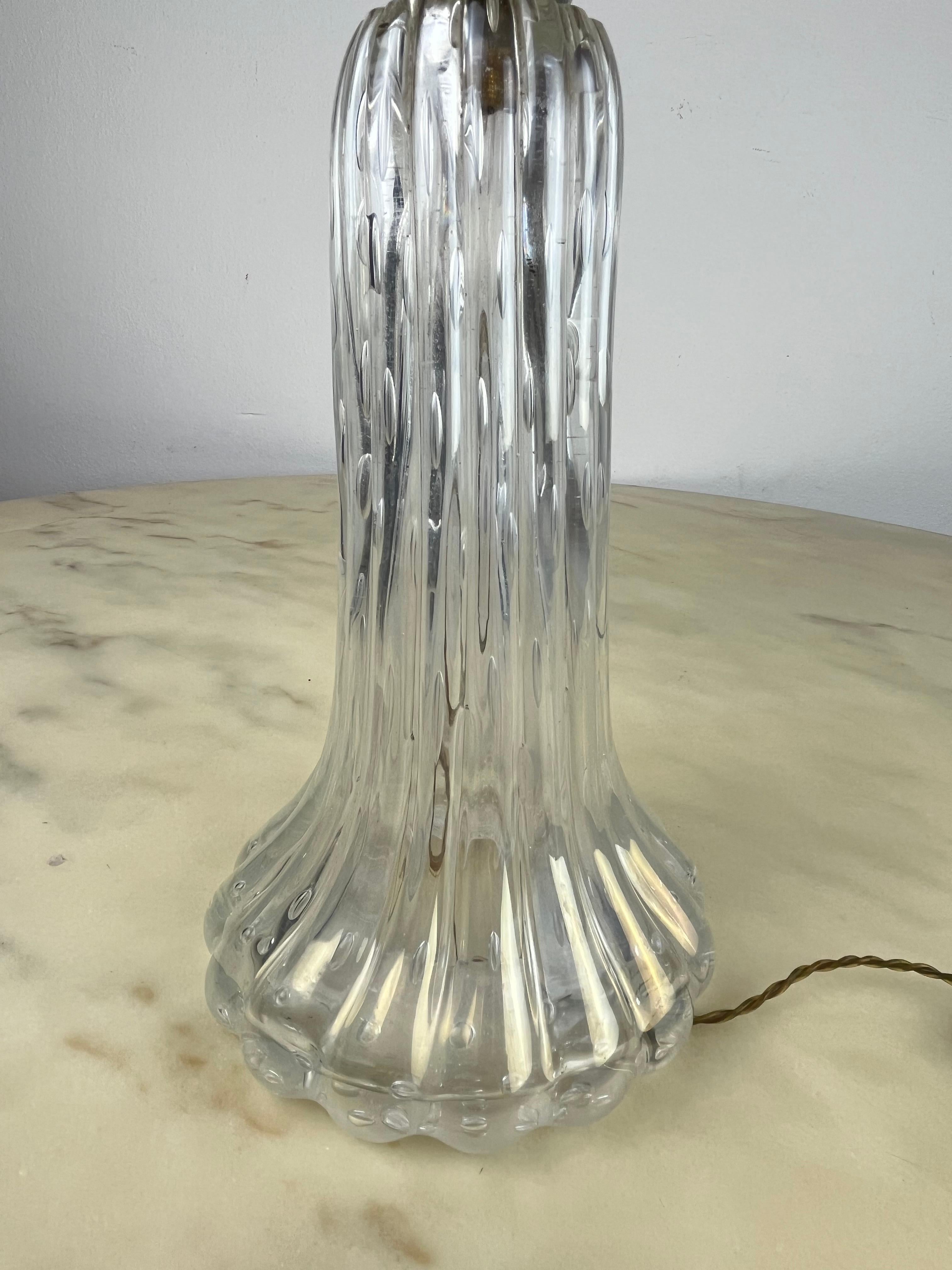 Lampe de table en verre de Murano attribuée à Barovier & Toso, Italie, 1950 en vente 3