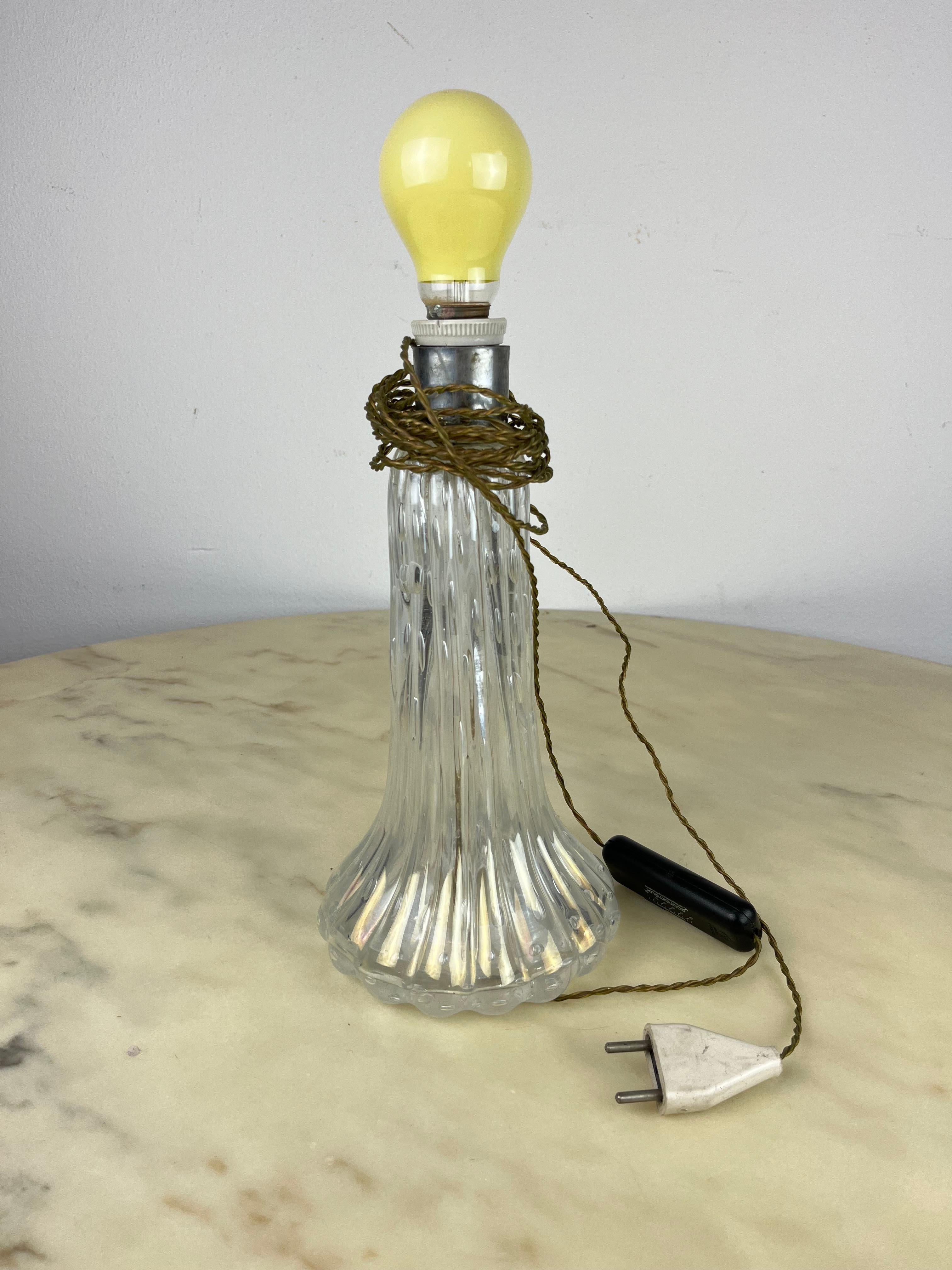 Lampe de table en verre de Murano attribuée à Barovier & Toso, Italie, 1950 en vente 7