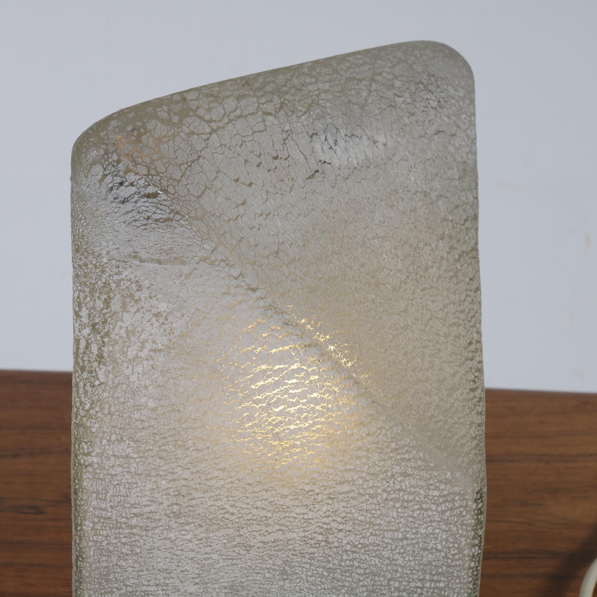 Lampe de bureau en verre de Murano d'Alfredo Barbini, Italie, 1970 en vente 3