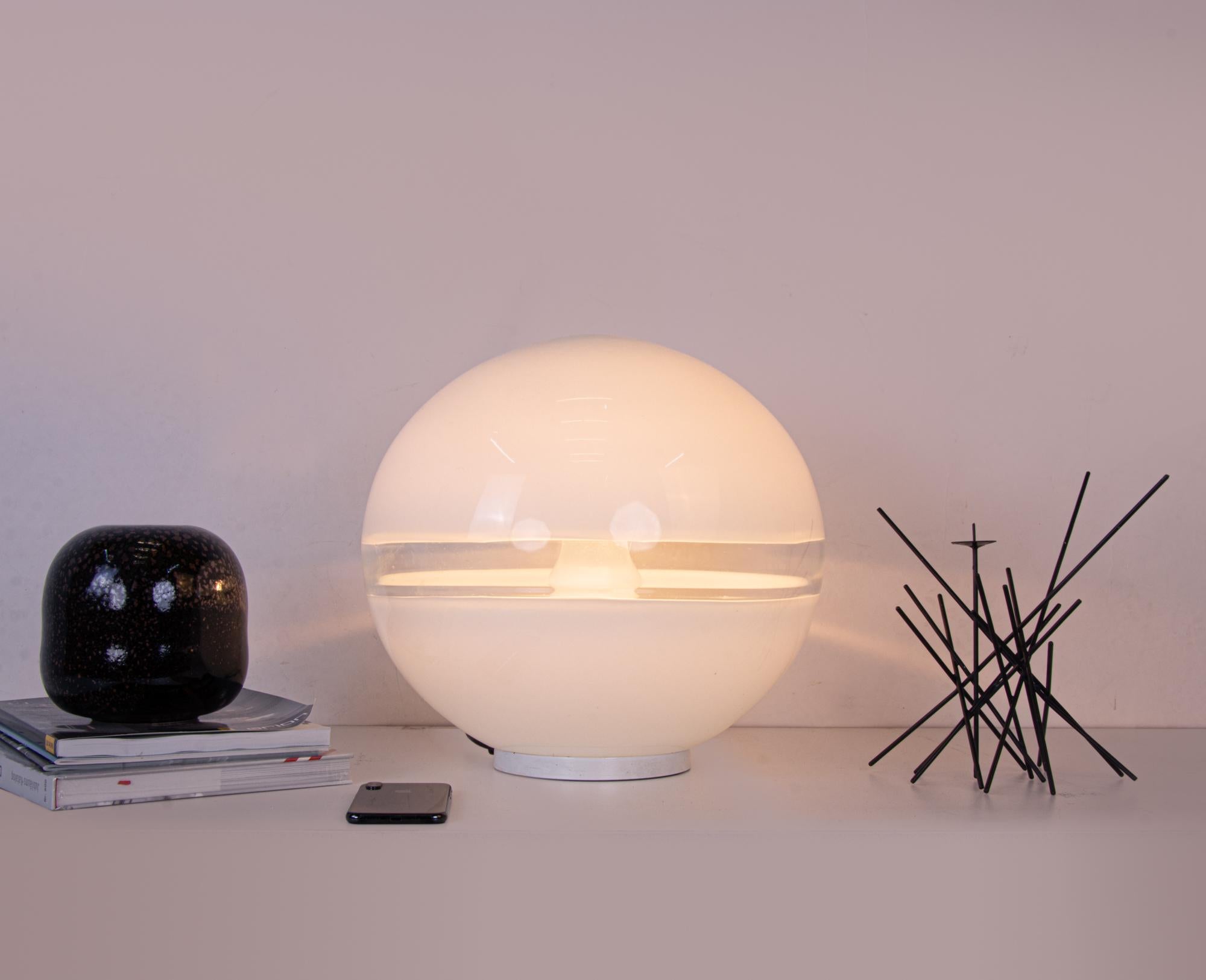 italien Lampe de table en verre de Murano par Carlo Nason pour Mazzega, Italie 1970 en vente