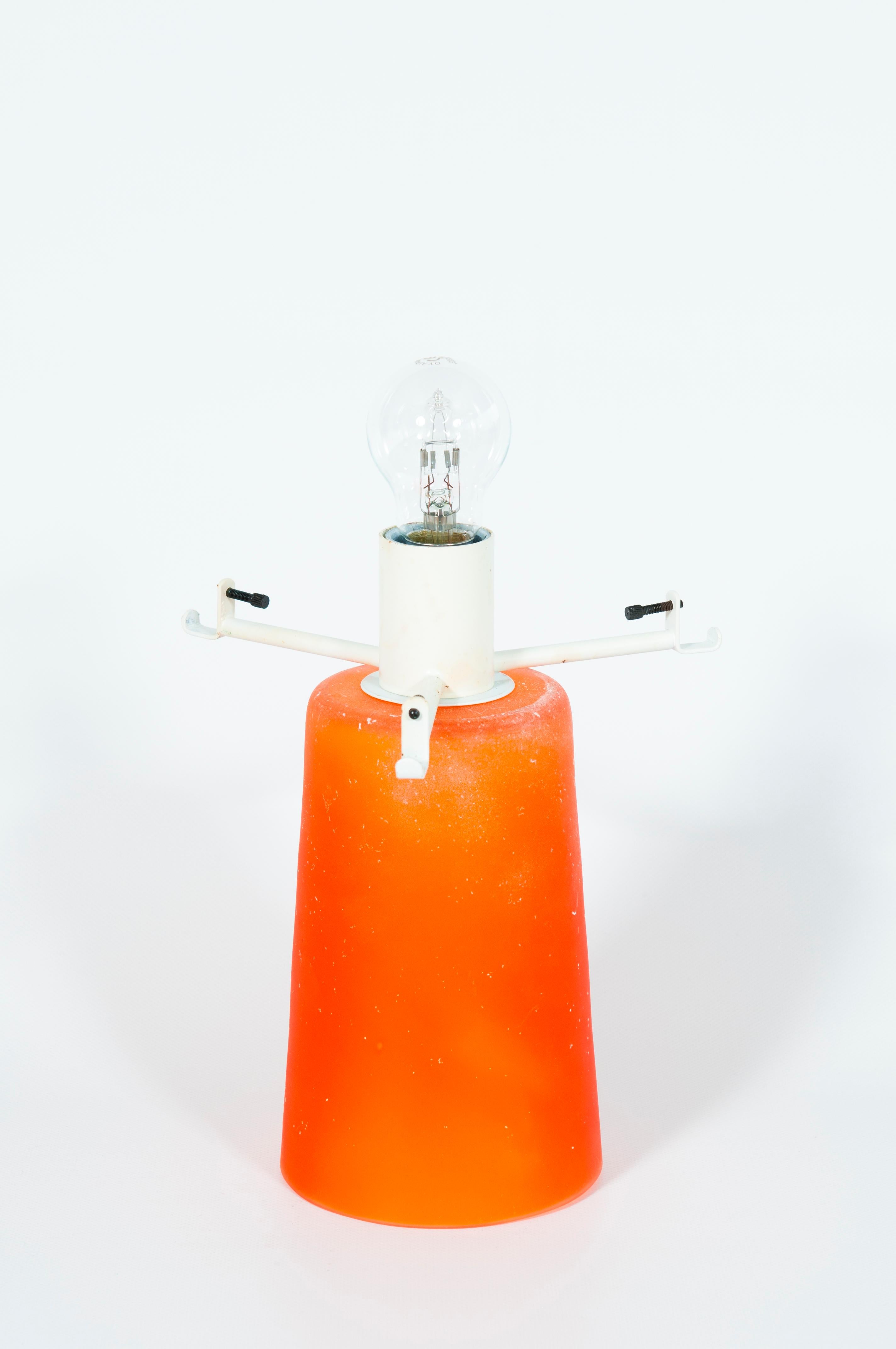 Lámpara de sobremesa de cristal de Murano by Cenedese, Modernismo italiano, circa 1970s finales del siglo XX en venta
