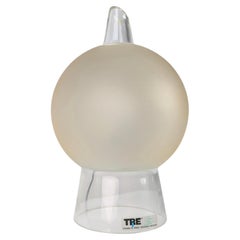 Lámpara de mesa de cristal de Murano de Itre, con cono geométrico y esfera esmerilada, Venecia, década de los 80