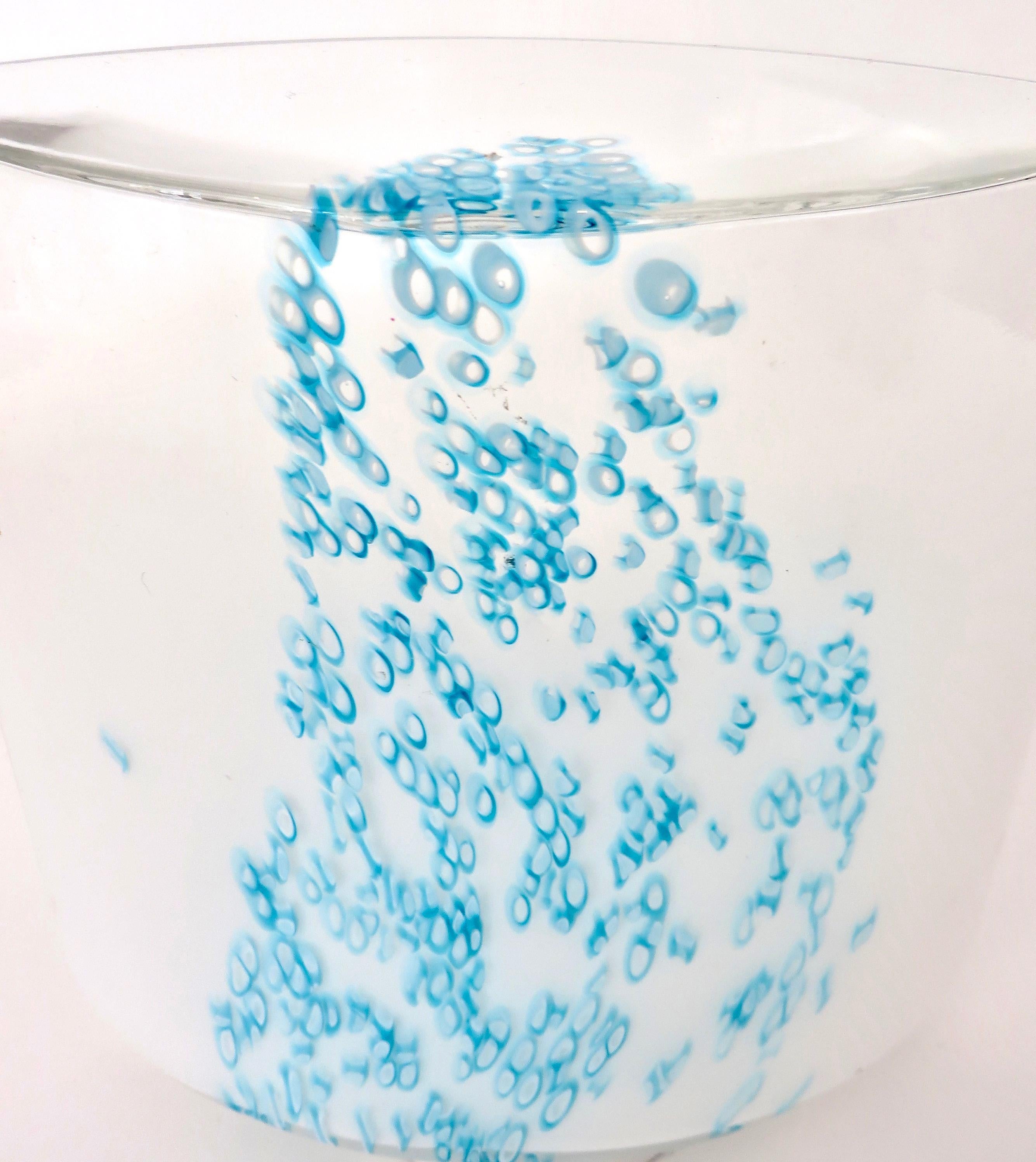 Türkisblaue Muranoglas-Tischlampe von Leucos, Dekoration aus undurchsichtigem Glas im Angebot 10