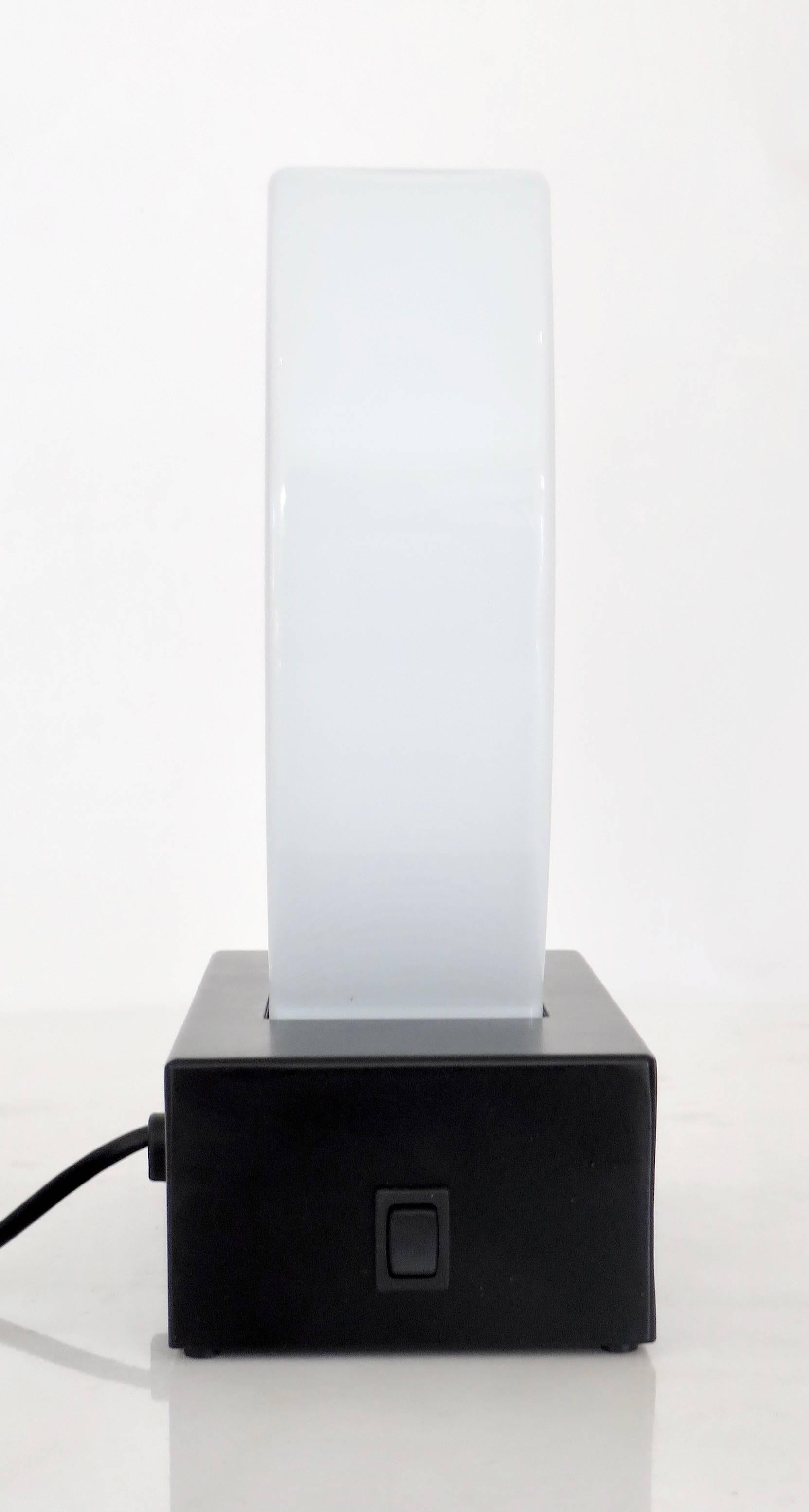 Ettore Sottsass for Stillovo Murano Glass Table Lamp Dorane Black Opaque Glass In Good Condition In Chicago, IL