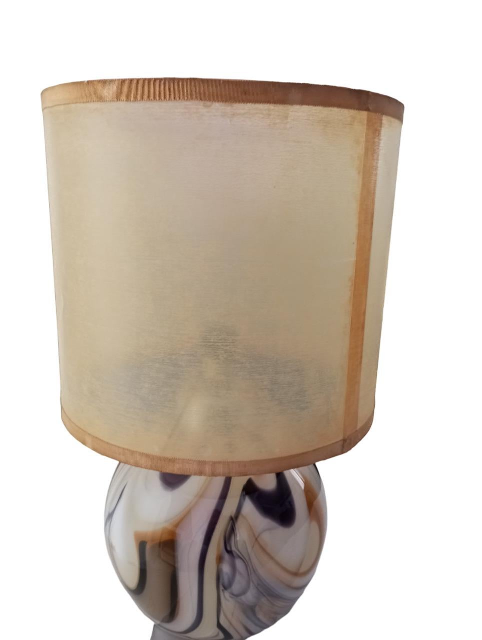 Lampe de table en verre de Murano des années 70. en vente 1