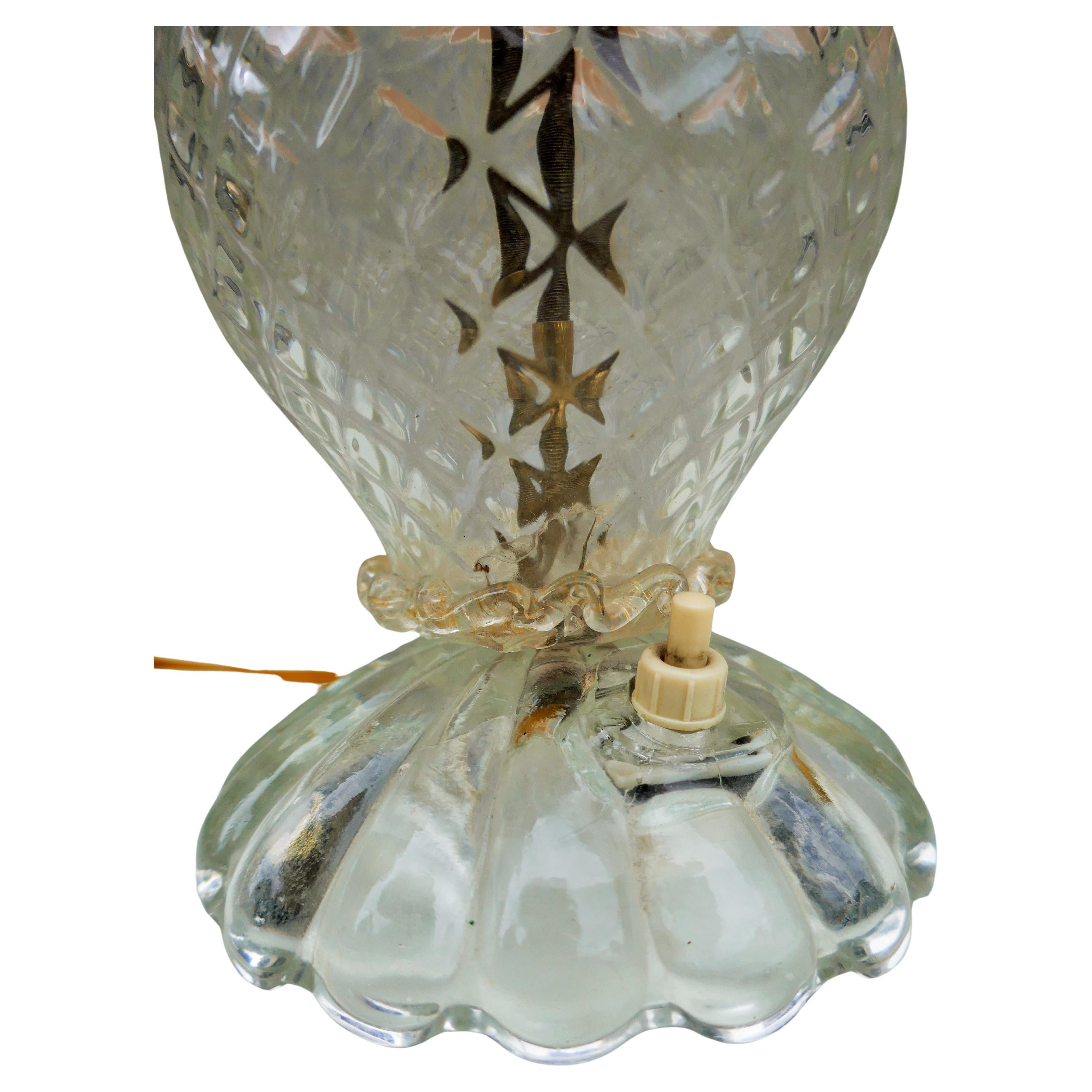 Italian Murano glass table lamp with crinoline and gold inclusions in vendita