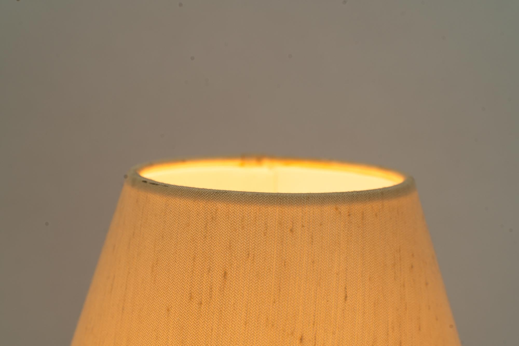 Lampe de table en verre de Murano avec abat-jour en tissu vienne vers 1950 en vente 4