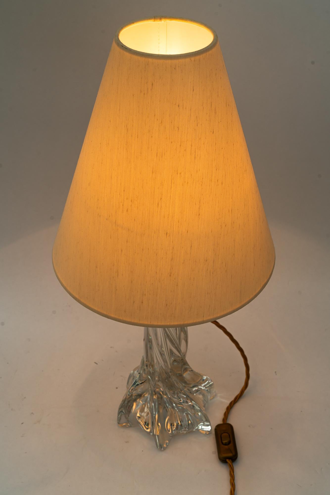 Lampe de table en verre de Murano avec abat-jour en tissu vienne vers 1950 en vente 7