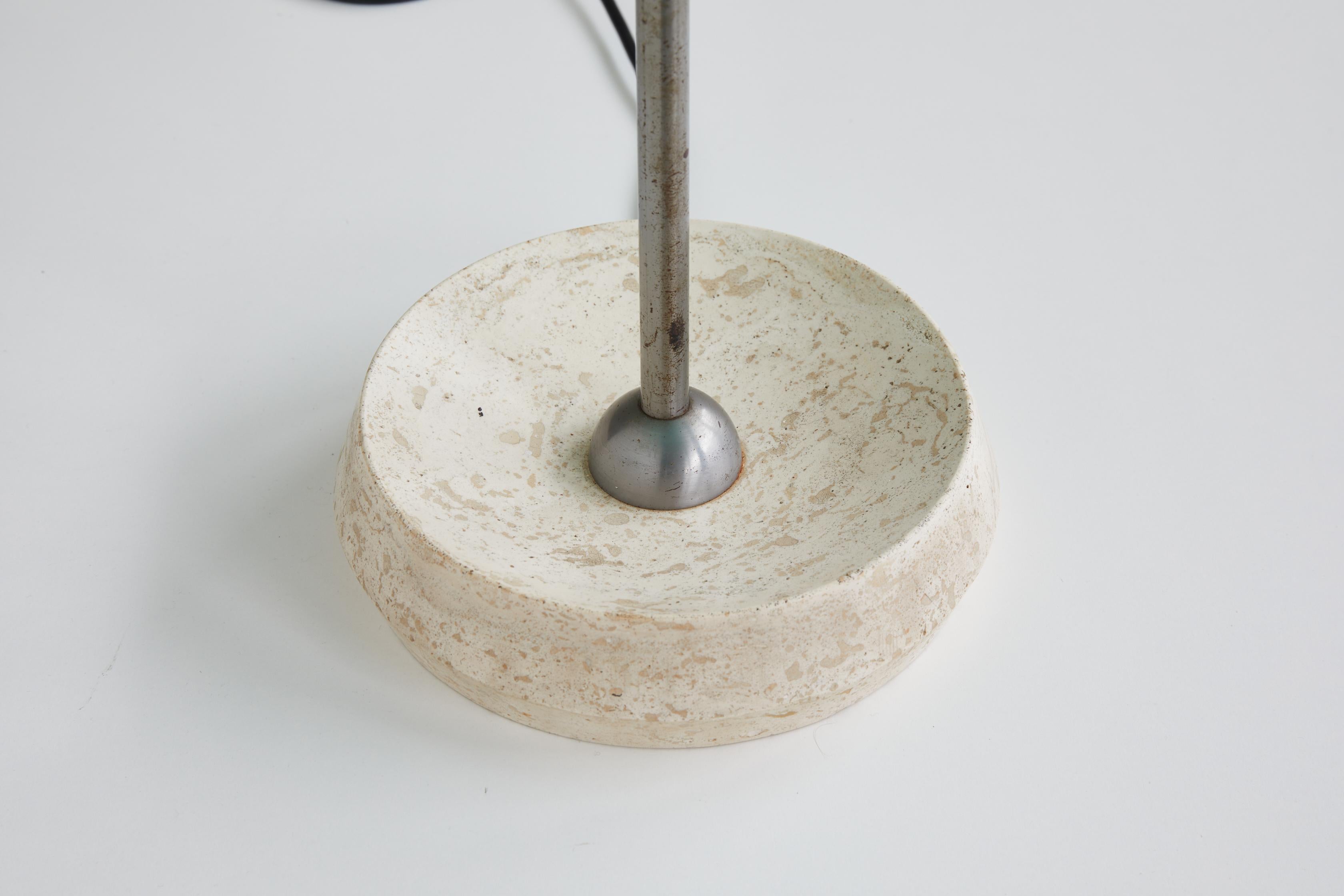 Mid-20th Century Murano glass table lamp with travertine base attr. Vistosi, Italy around 1960 For Sale