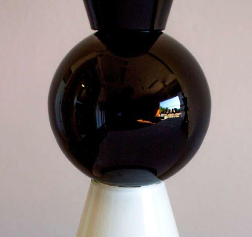 Italian Murano Glass Table Lamps in Black and White color, Italy 1960s For Sale